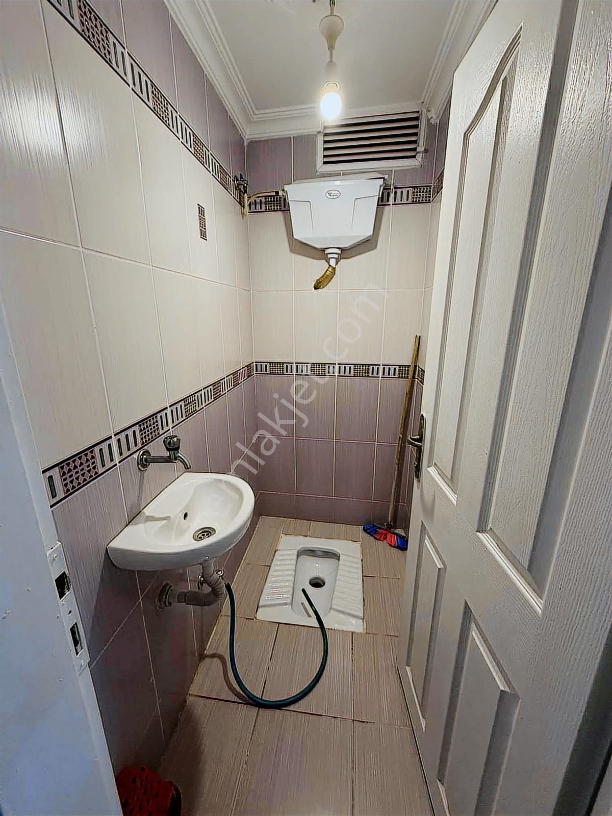 Aşkın Gayrimenkulden Satılık Büyük 3+1 Daire Ebeveyn Banyolu - Görsel 23