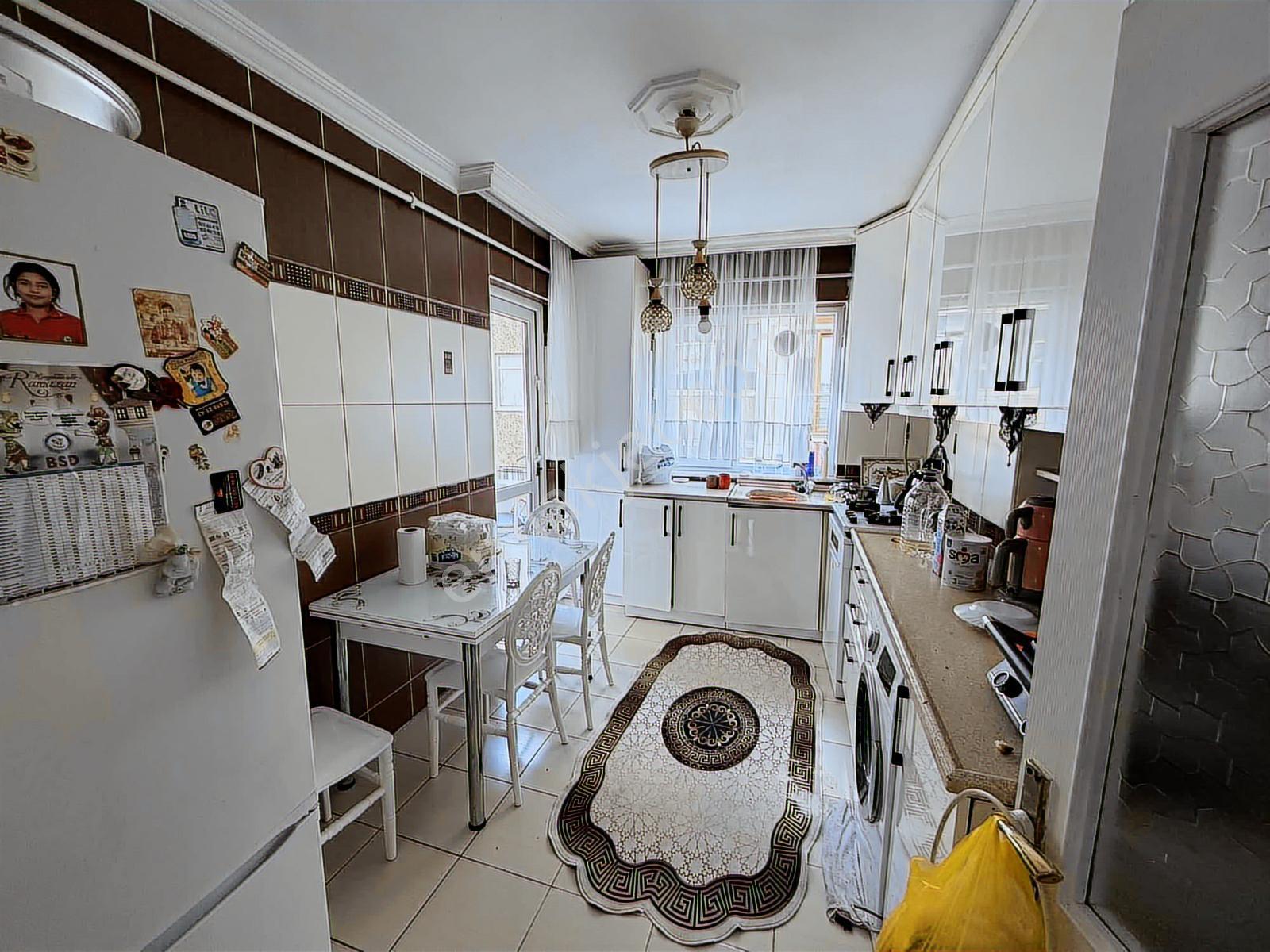Aşkın Gayrimenkulden Satılık Büyük 3+1 Daire Ebeveyn Banyolu - Görsel 14