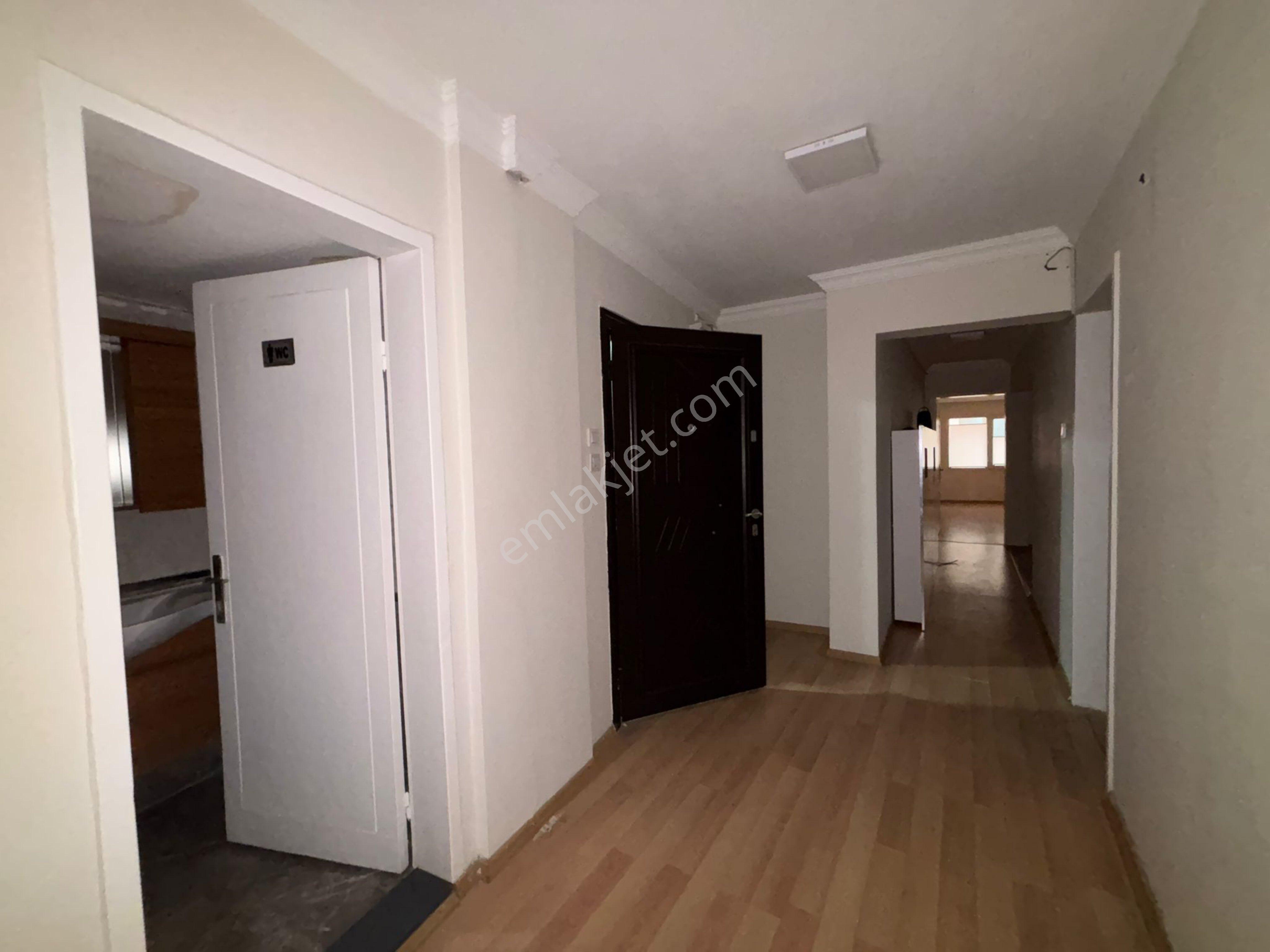 Alsancak Kıbrıs Şehitleri Yakını 1.kat 2+1 Kiralık İş Yeri / Ofis - Görsel 12