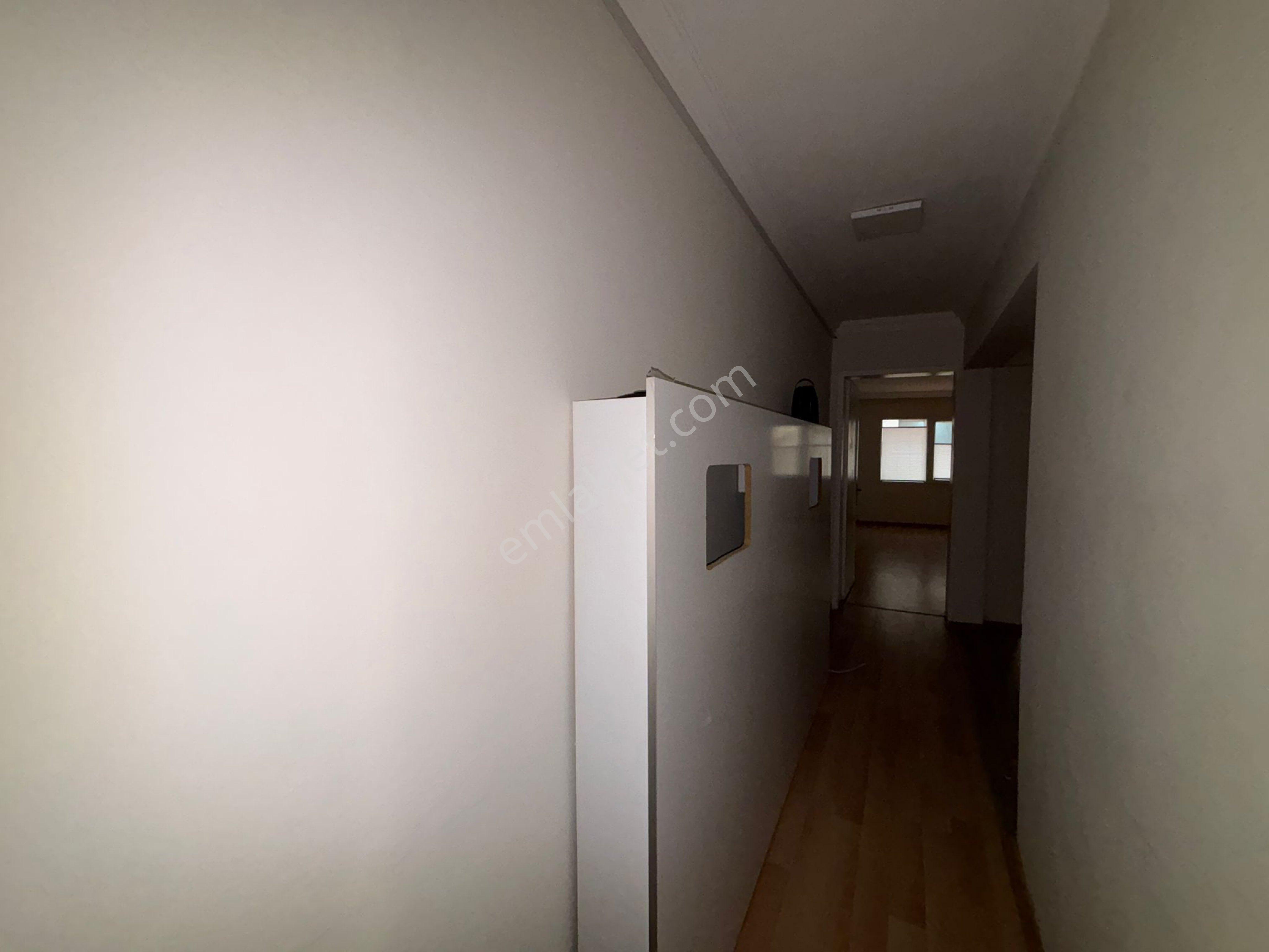 Alsancak Kıbrıs Şehitleri Yakını 1.kat 2+1 Kiralık İş Yeri / Ofis - Görsel 6