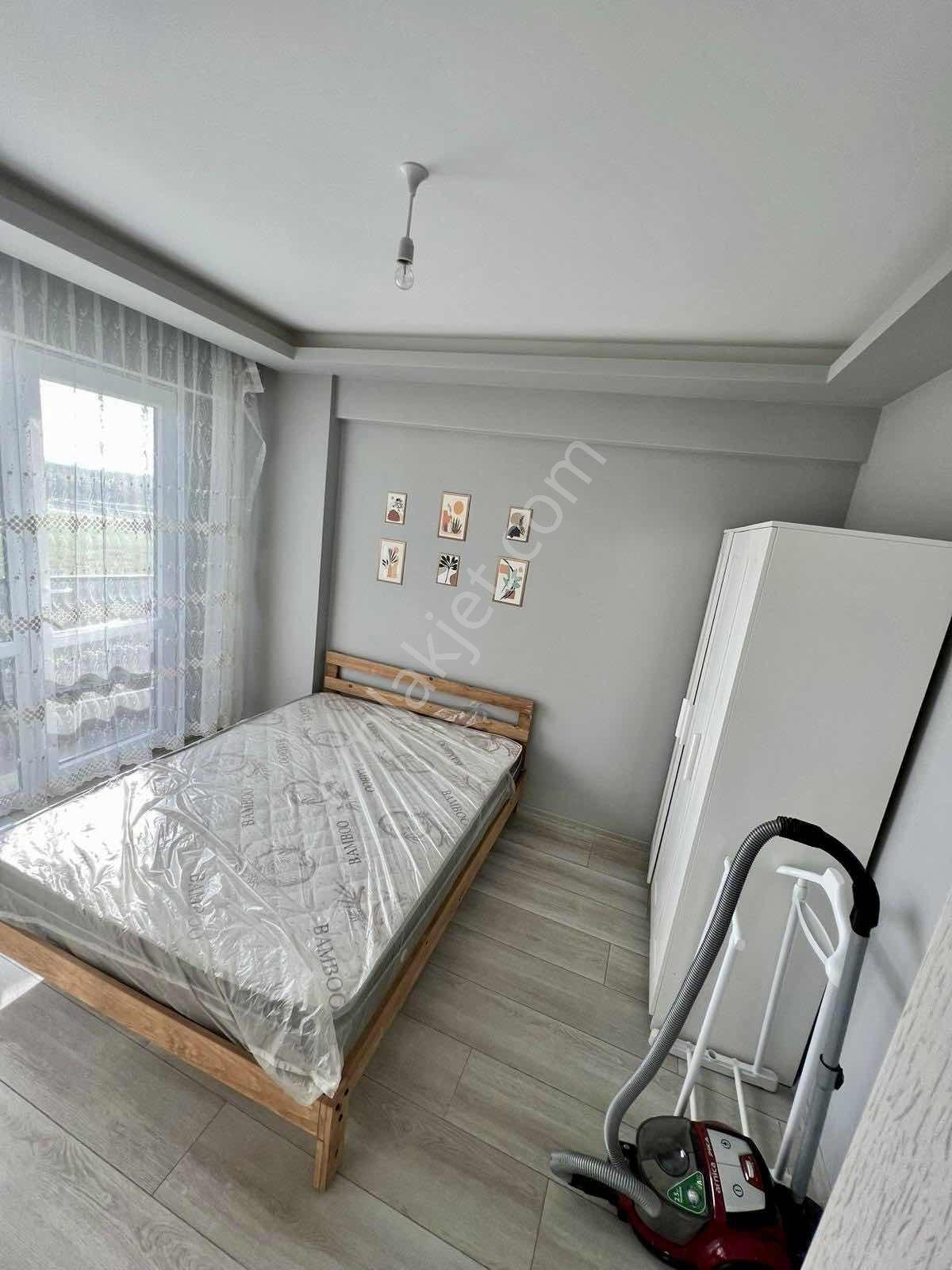 Tepe Bölgesinde Full Eşyalı Kiralık 1+1 Daire - Görsel 7