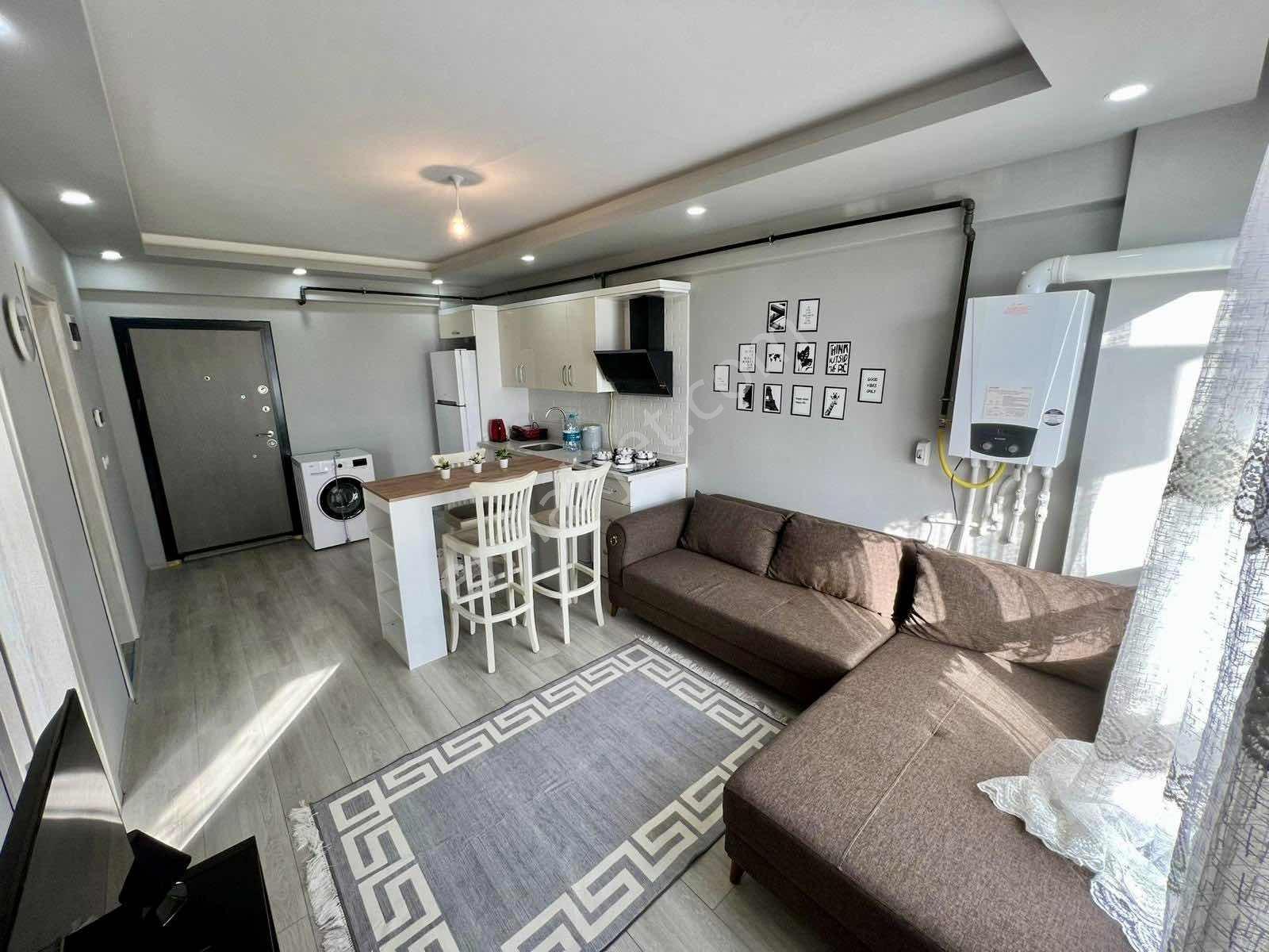 Tepe Bölgesinde Full Eşyalı Kiralık 1+1 Daire - Görsel 14