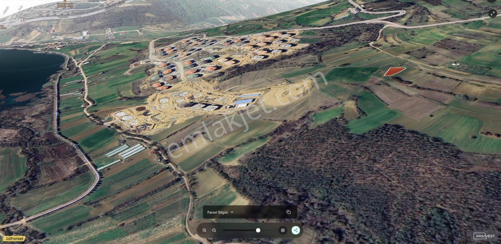 Göl Manzaralı 971m² 5 Kat İmarlı Arsa