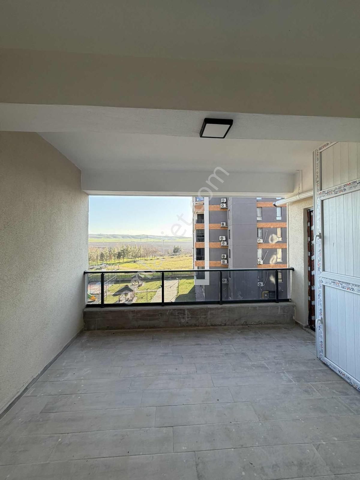 Hasankeyf Yolu Üzeri Tüvtürk Arkasında Lüx 2.5+1 Kiralık Daire - Görsel 17