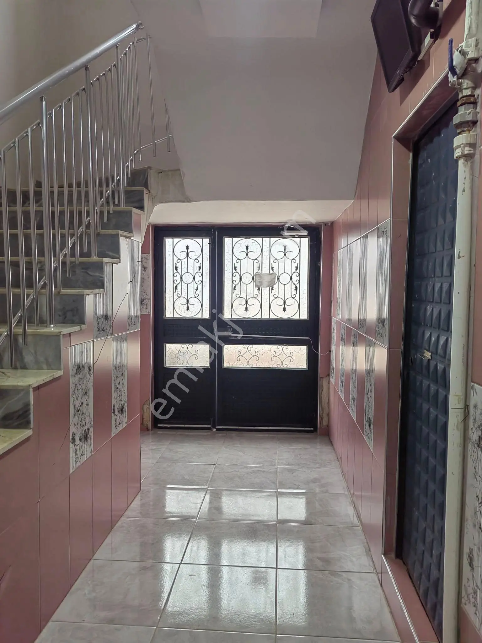 Nasreddinden Gazi Mahallesinde Satılık Asansörlü Full Bakımlı Daire - Görsel 4