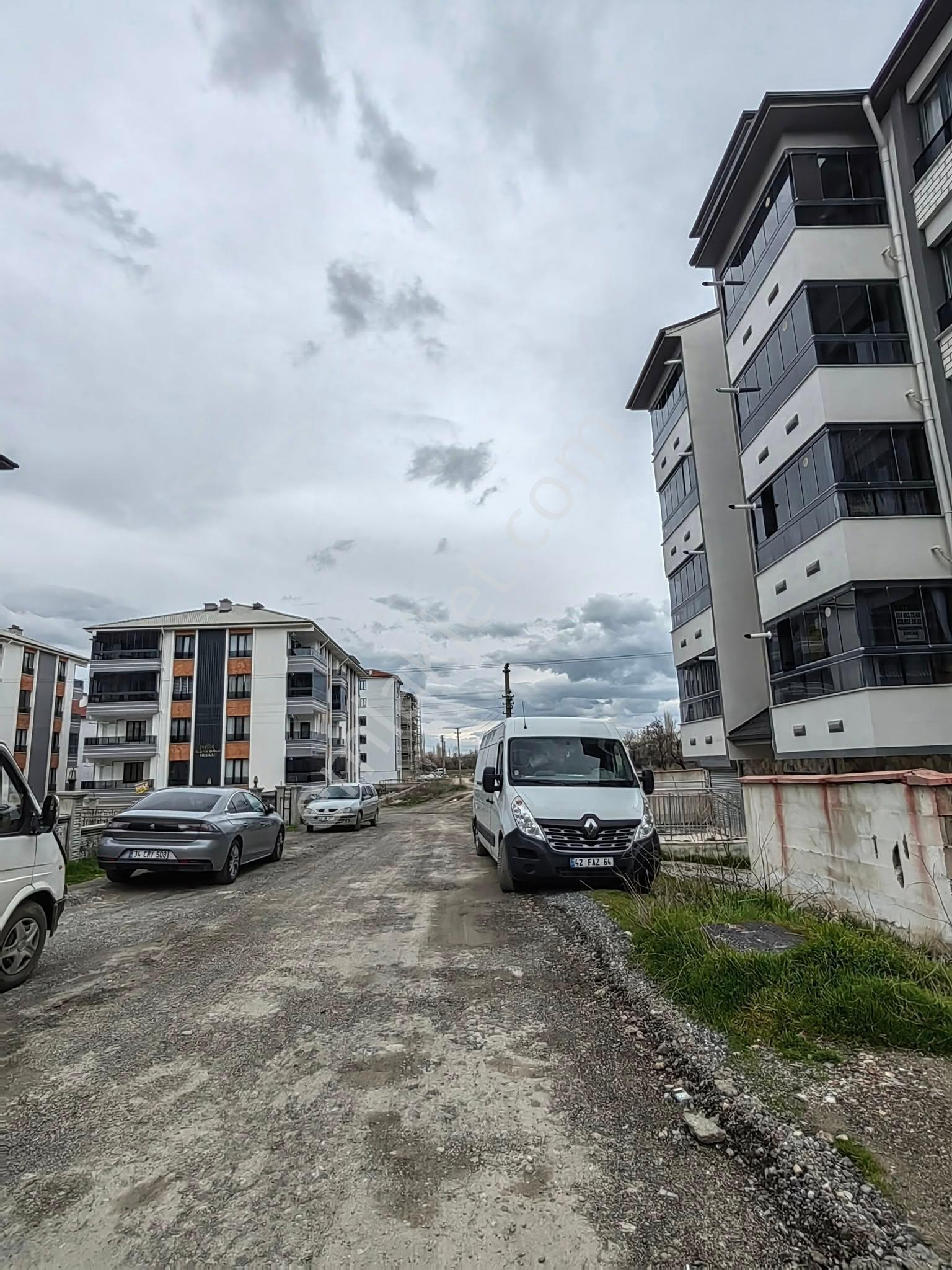 Nasreddinden Gazi Mahallesinde Satılık Asansörlü Full Bakımlı Daire - Görsel 3