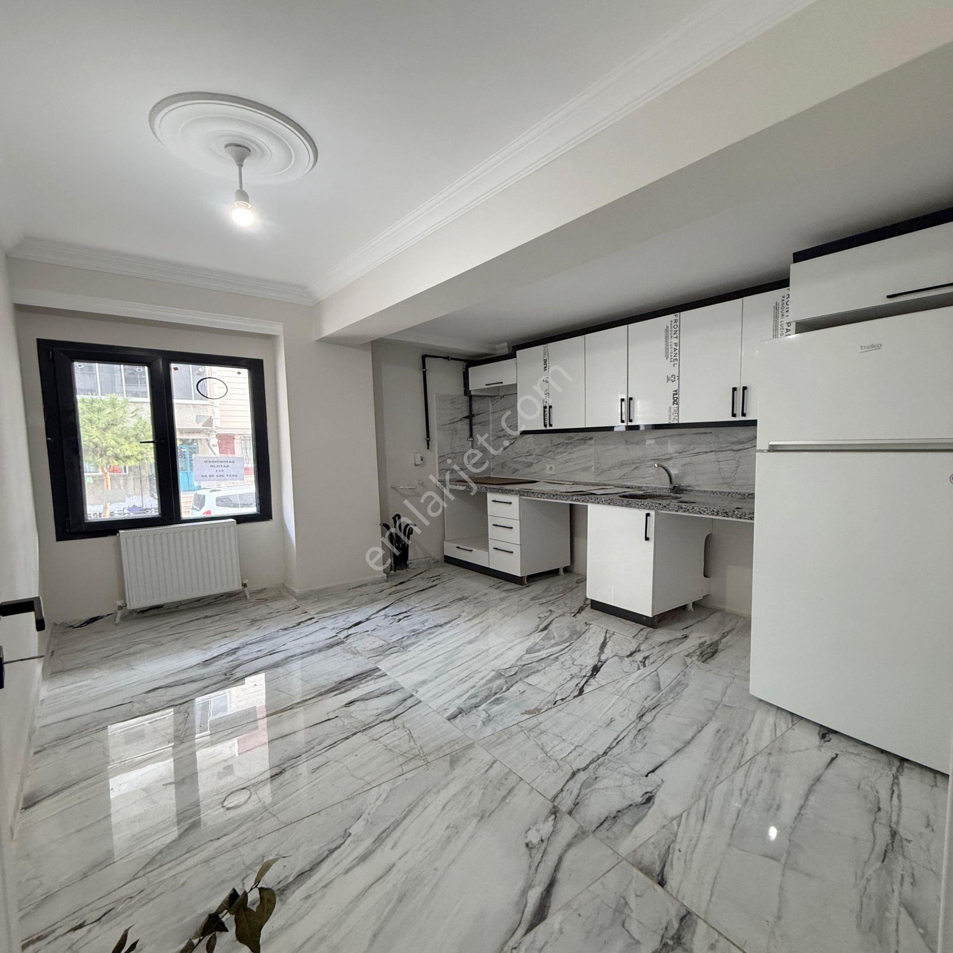 Bahçeşehire Komşu Yatırıma Uyugn 1+1 Satılık Daire - Görsel 7