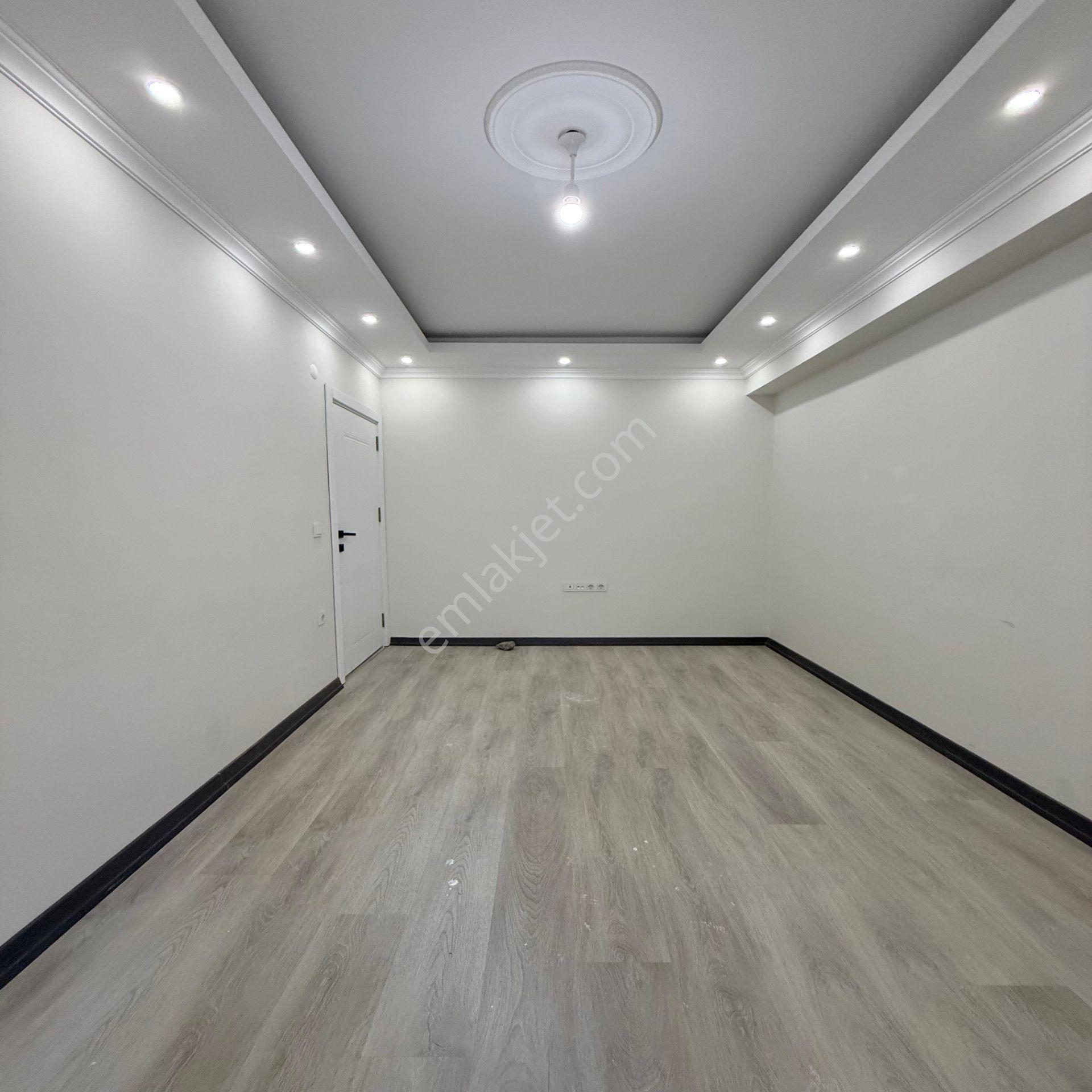 Bahçeşehire Komşu Yatırıma Uyugn 1+1 Satılık Daire - Görsel 5