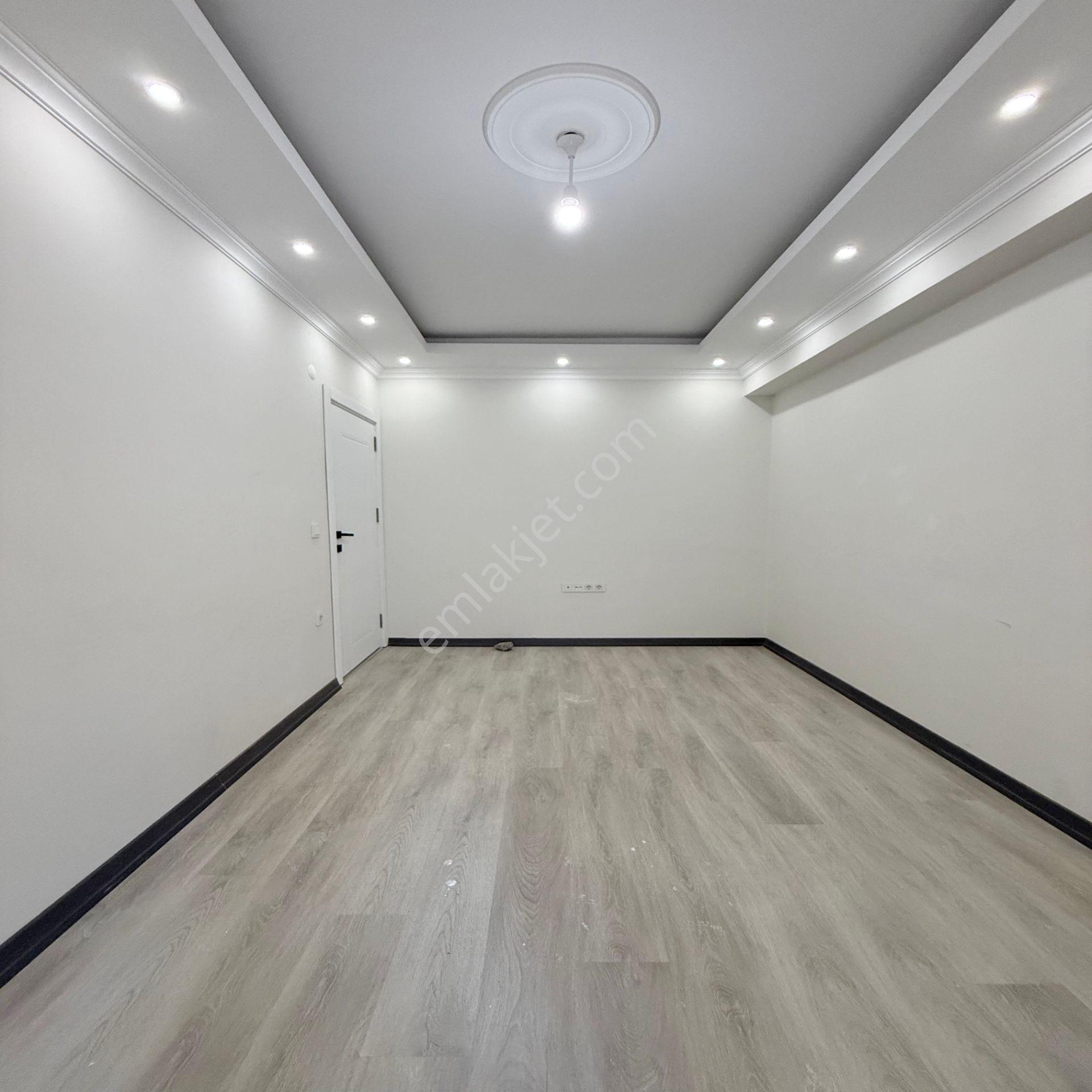 Bahçeşehire Komşu Yatırıma Uyugn 1+1 Satılık Daire - Görsel 4