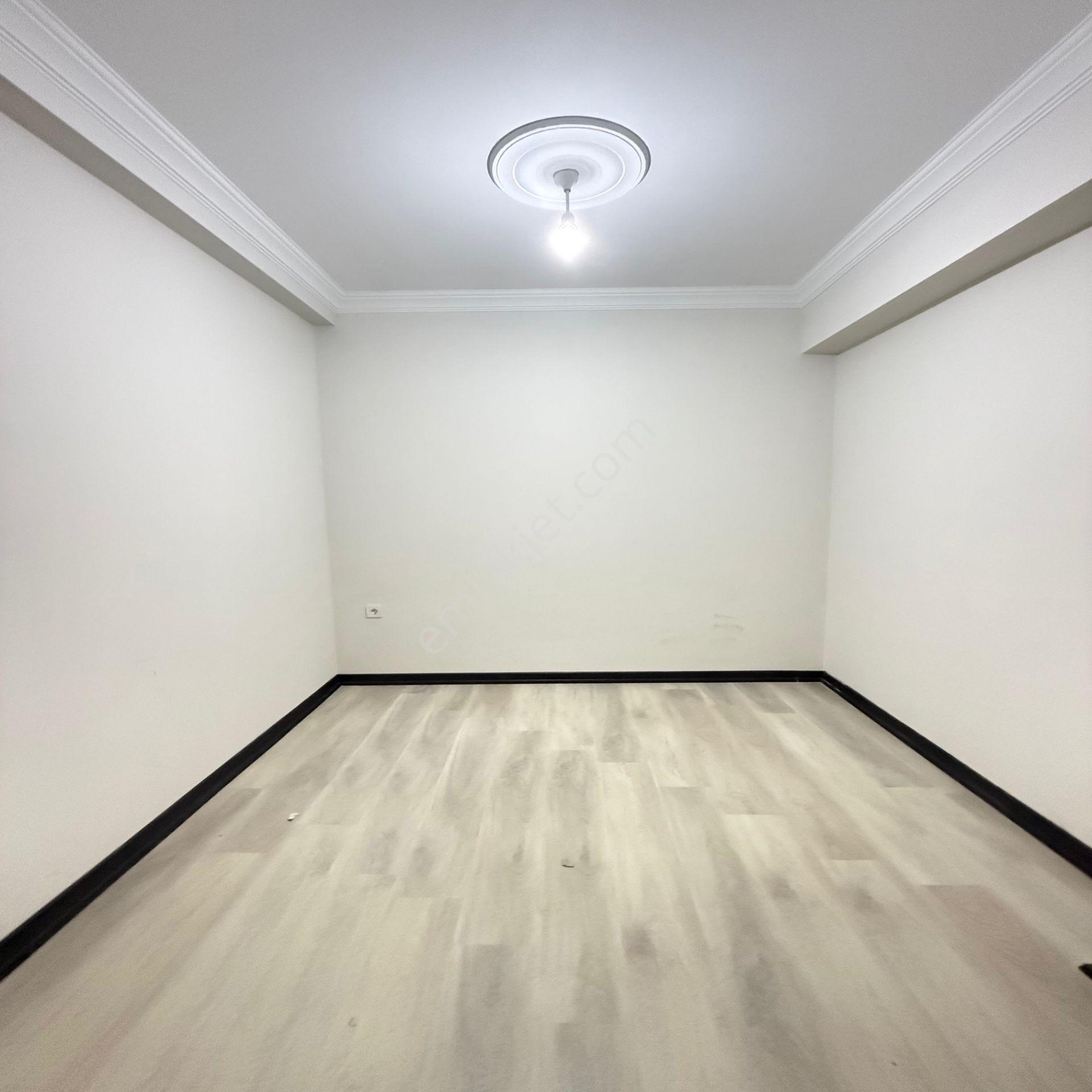 Bahçeşehire Komşu Yatırıma Uyugn 1+1 Satılık Daire - Görsel 11