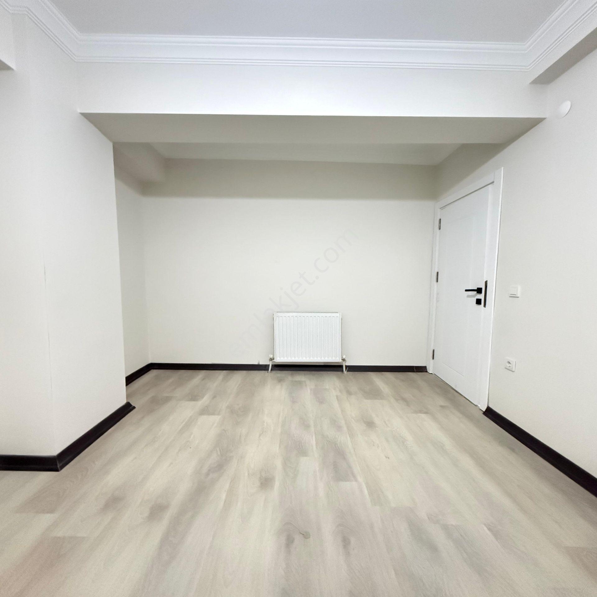 Bahçeşehire Komşu Yatırıma Uyugn 1+1 Satılık Daire - Görsel 12