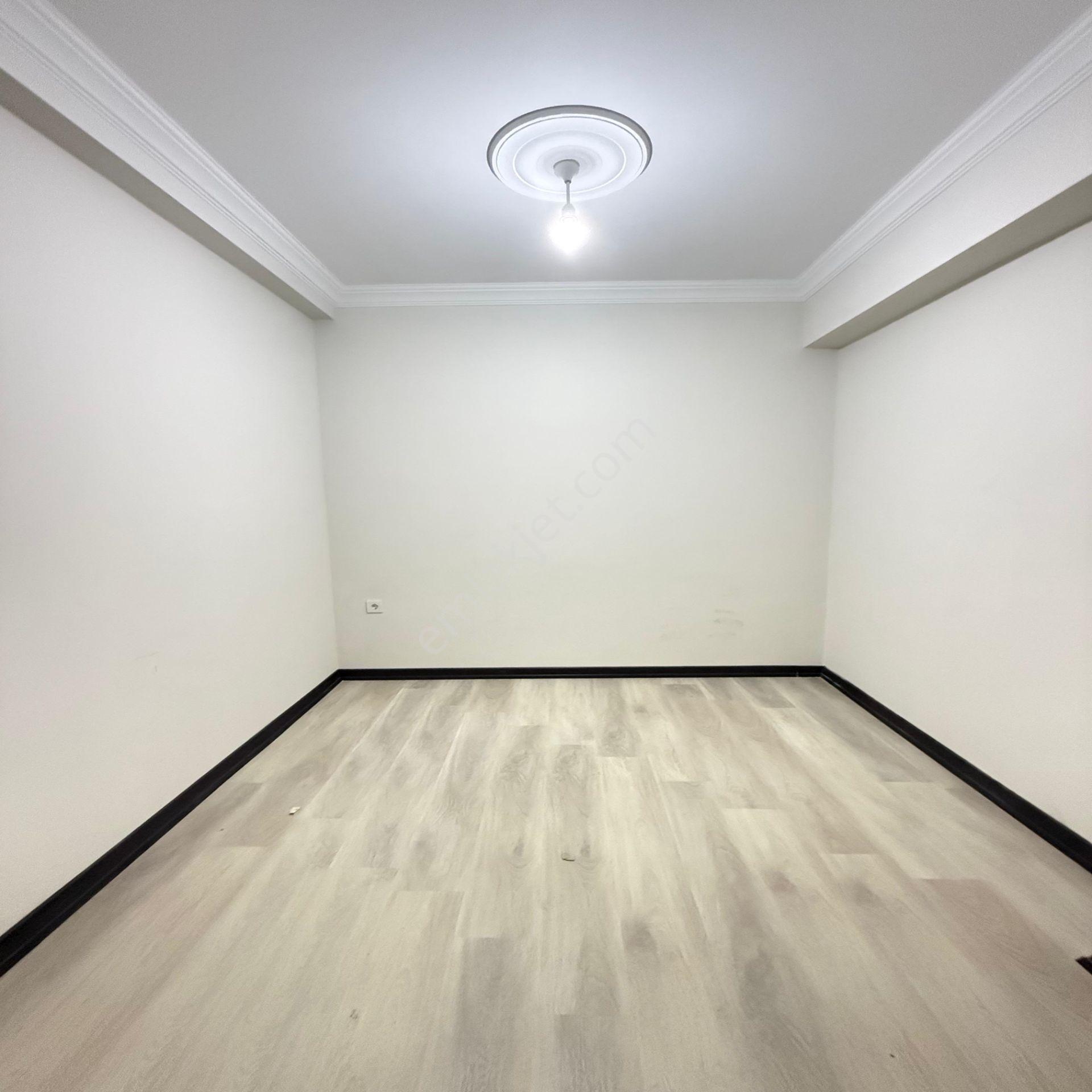 Bahçeşehire Komşu Yatırıma Uyugn 1+1 Satılık Daire - Görsel 10