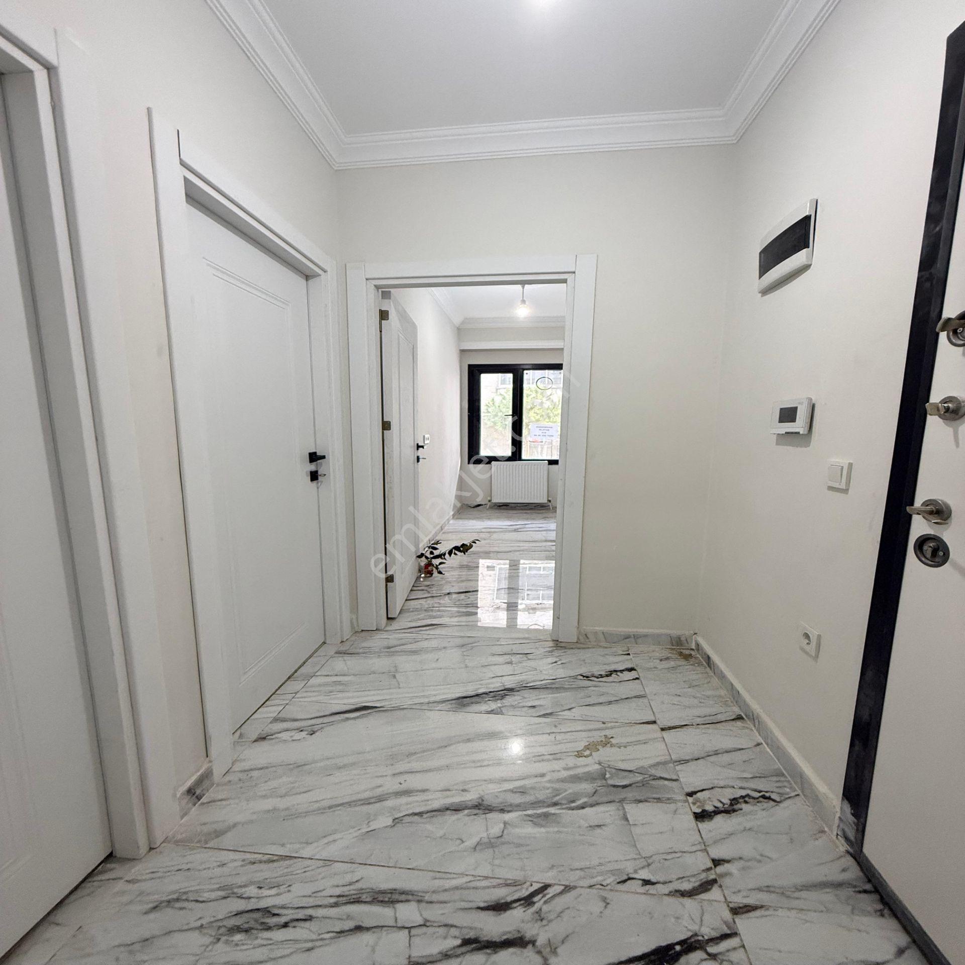 Bahçeşehire Komşu Yatırıma Uyugn 1+1 Satılık Daire - Görsel 14