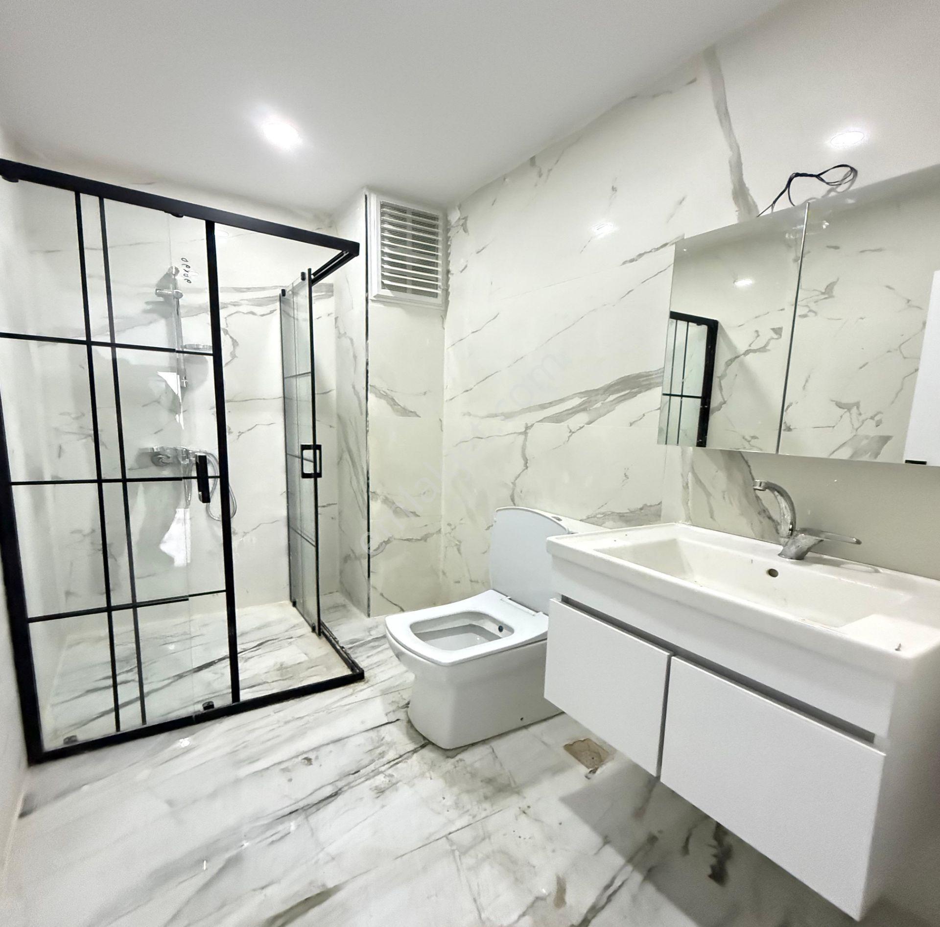 Bahçeşehire Komşu Yatırıma Uyugn 1+1 Satılık Daire - Görsel 13