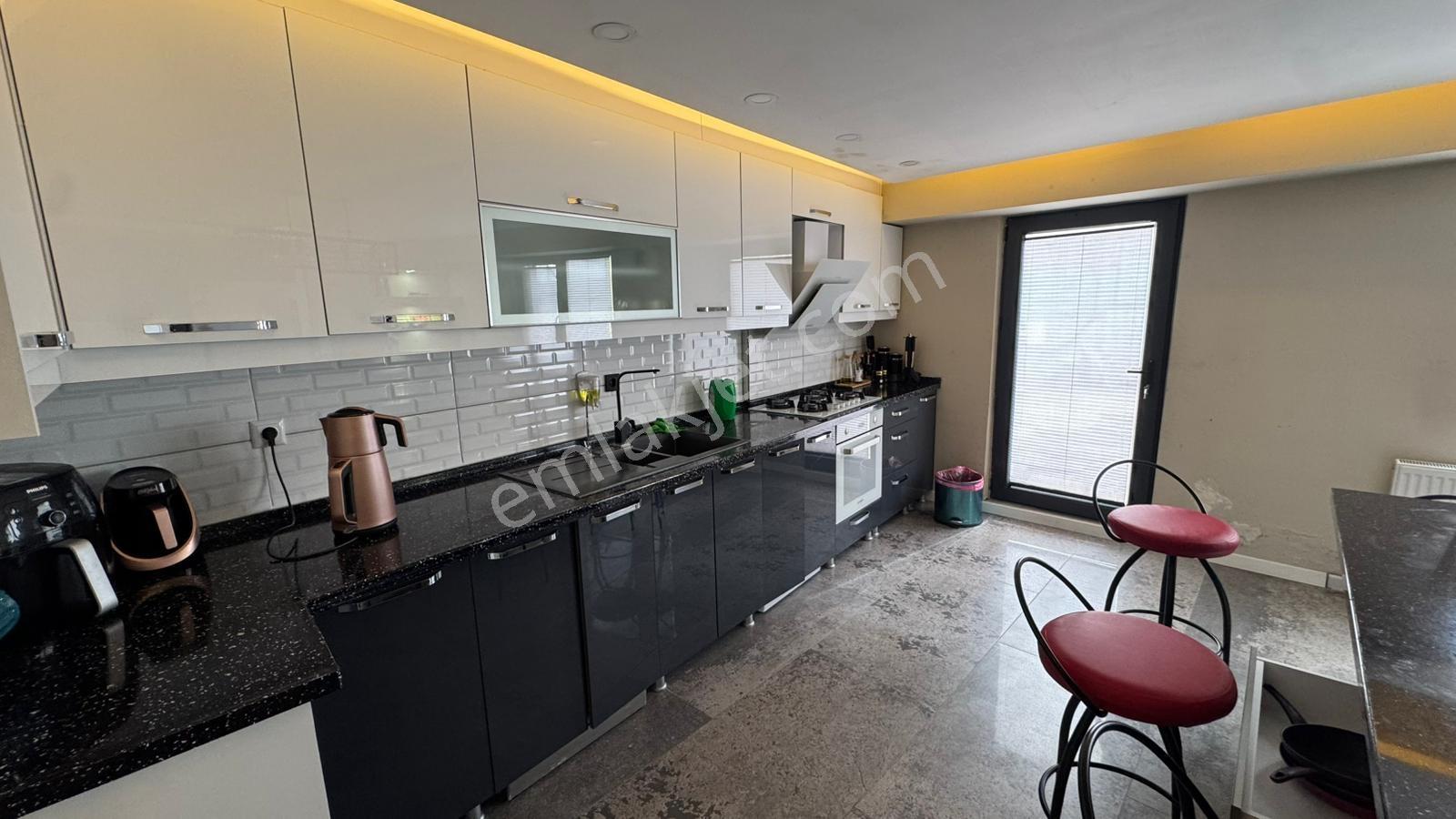 Gölbaşı İkizce'de Arsa İçinde Satılık Villa, Dükkan Ve Market - Görsel 2