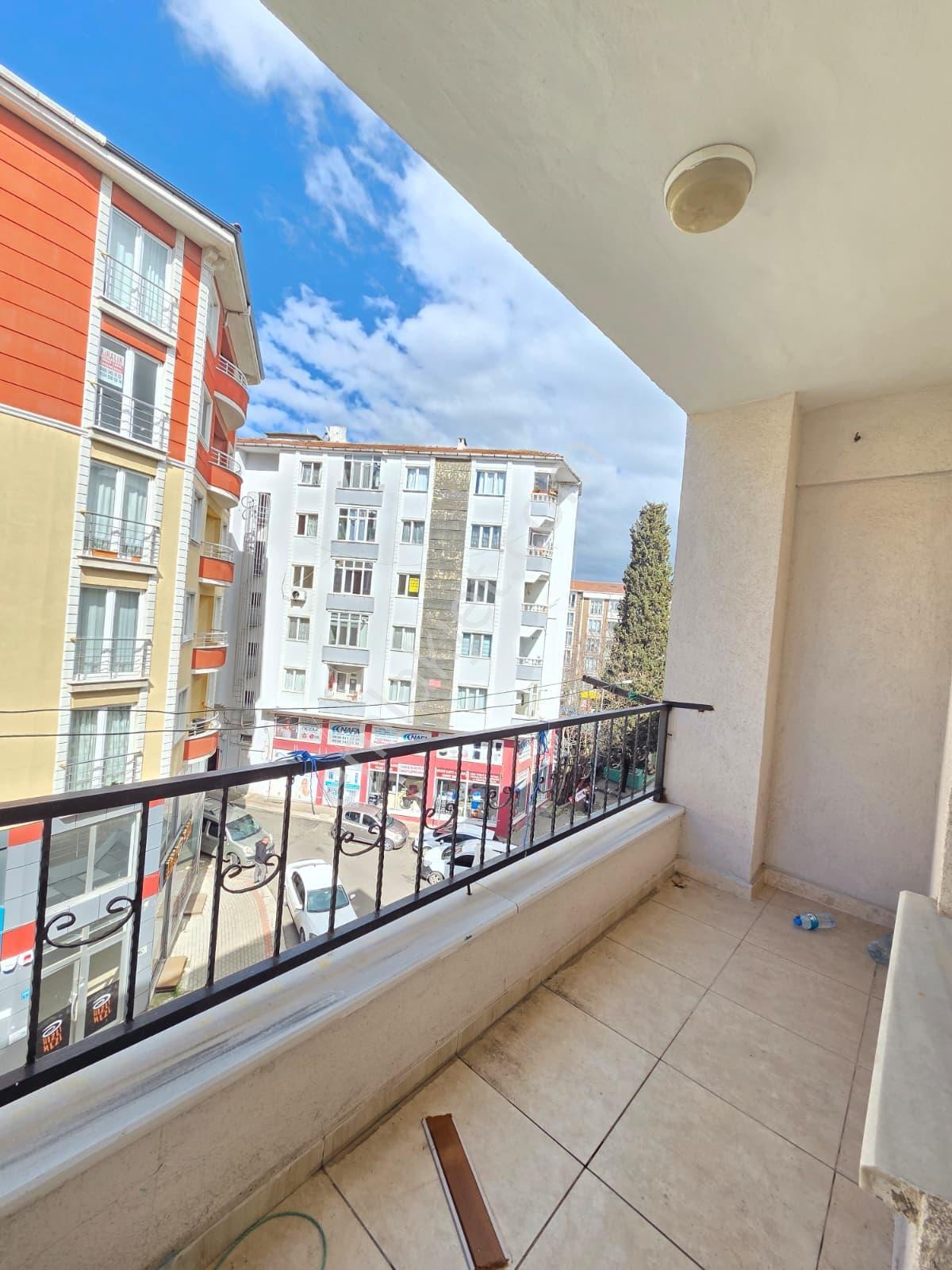 Valleyden Şeyhsinan Mahallesinde Geniş 3+1 Kiralık Daire - Görsel 15