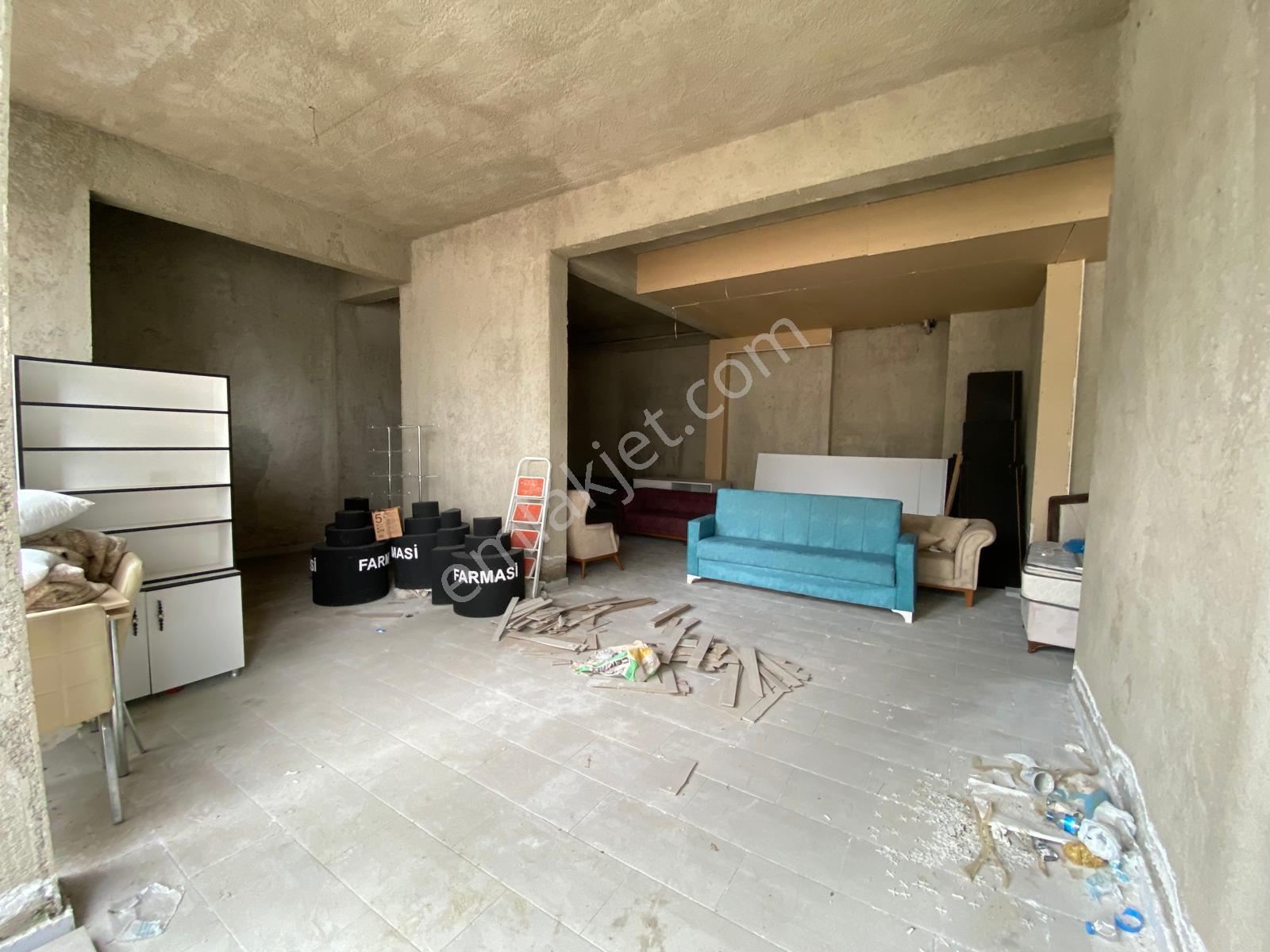 Trabzon Kaşüstü'nde Satılık Dükkan - Görsel 5