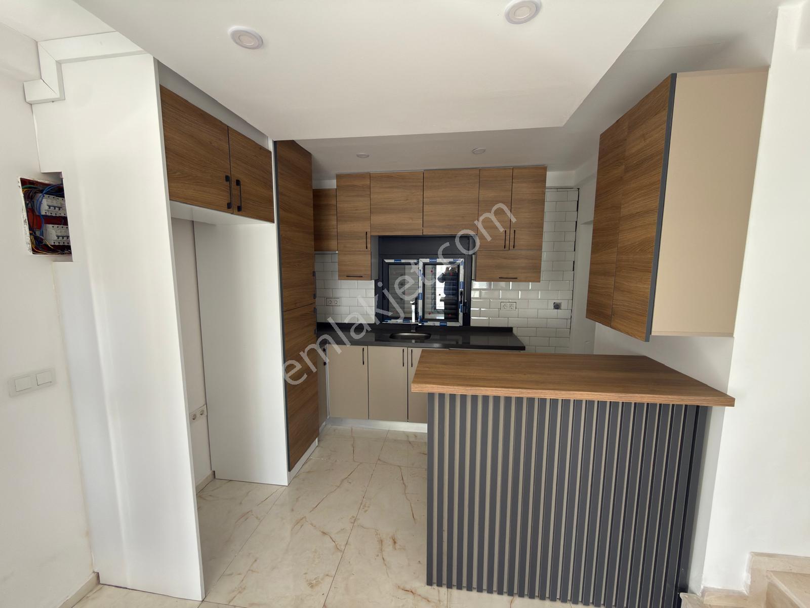 İzmir Dikili Cumhuriyet Mah Satılık Sıfır 4+1 Denize Yakın Villa - Görsel 23