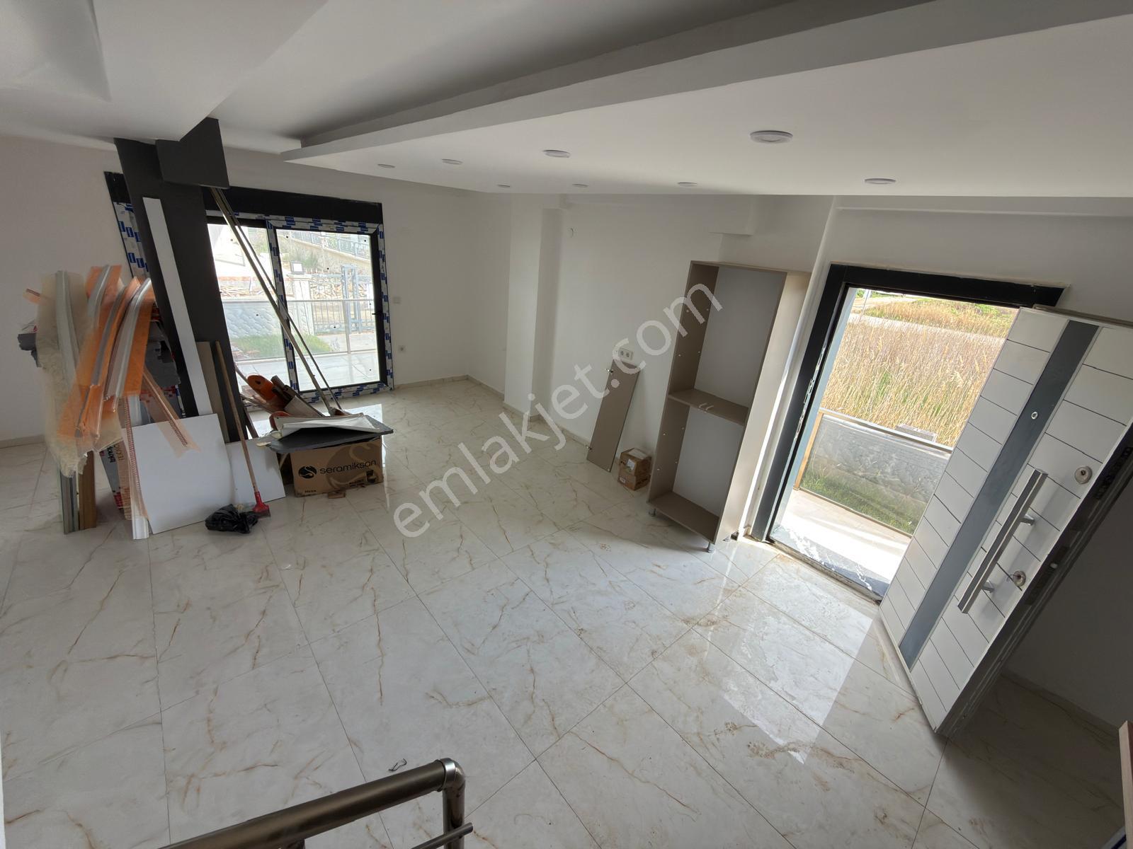 İzmir Dikili Cumhuriyet Mah Satılık Sıfır 4+1 Denize Yakın Villa - Görsel 30
