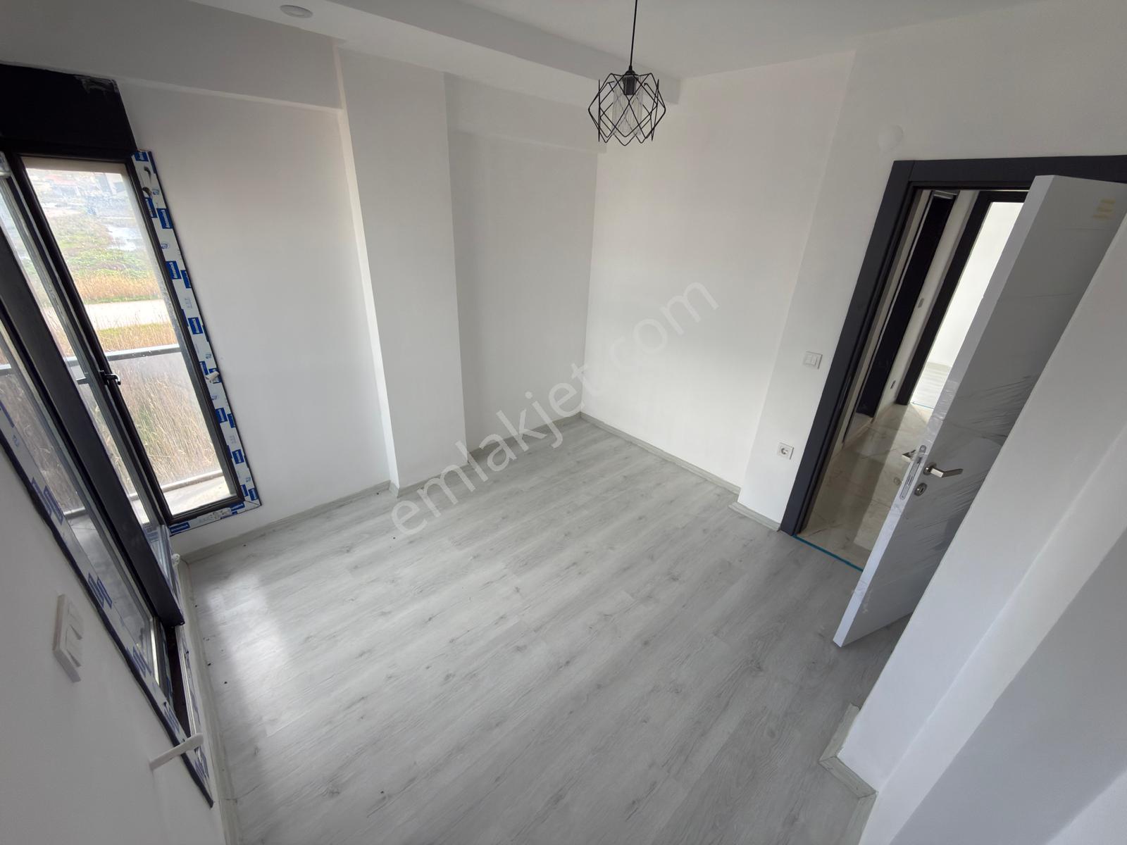 İzmir Dikili Cumhuriyet Mah Satılık Sıfır 4+1 Denize Yakın Villa - Görsel 29