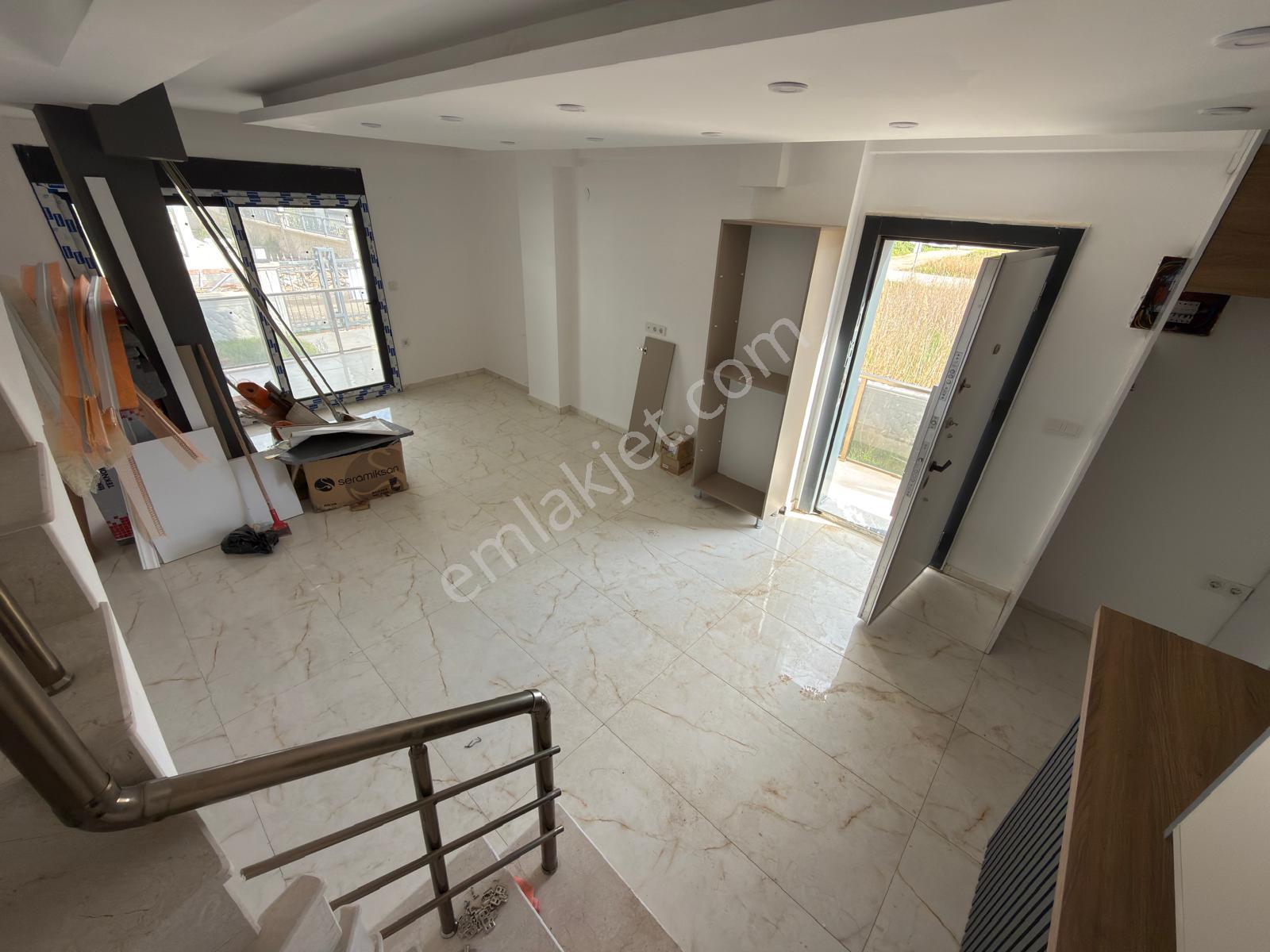İzmir Dikili Cumhuriyet Mah Satılık Sıfır 4+1 Denize Yakın Villa - Görsel 7