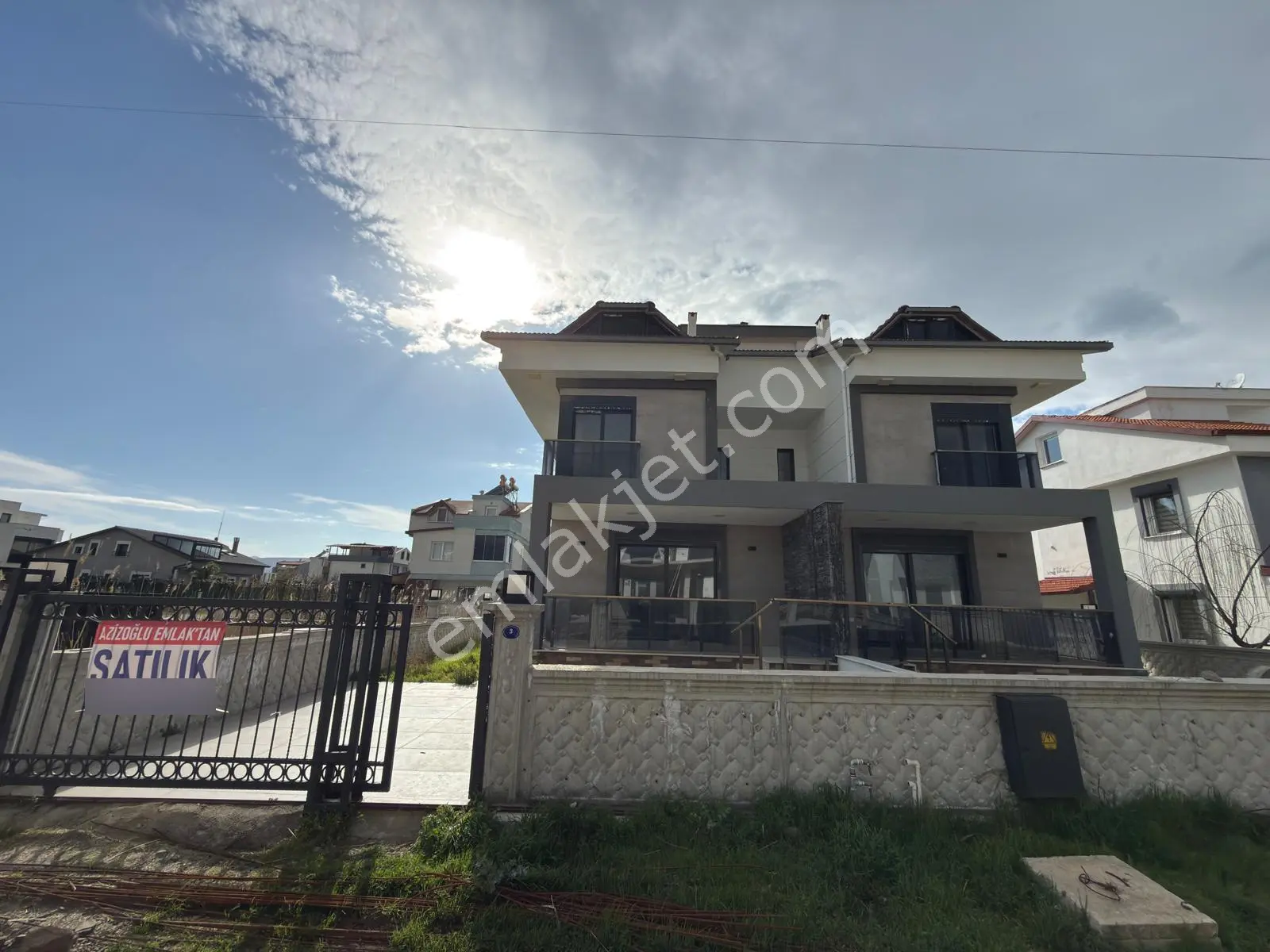 İzmir Dikili Cumhuriyet Mah Satılık Sıfır 4+1 Denize Yakın Villa - Görsel 3