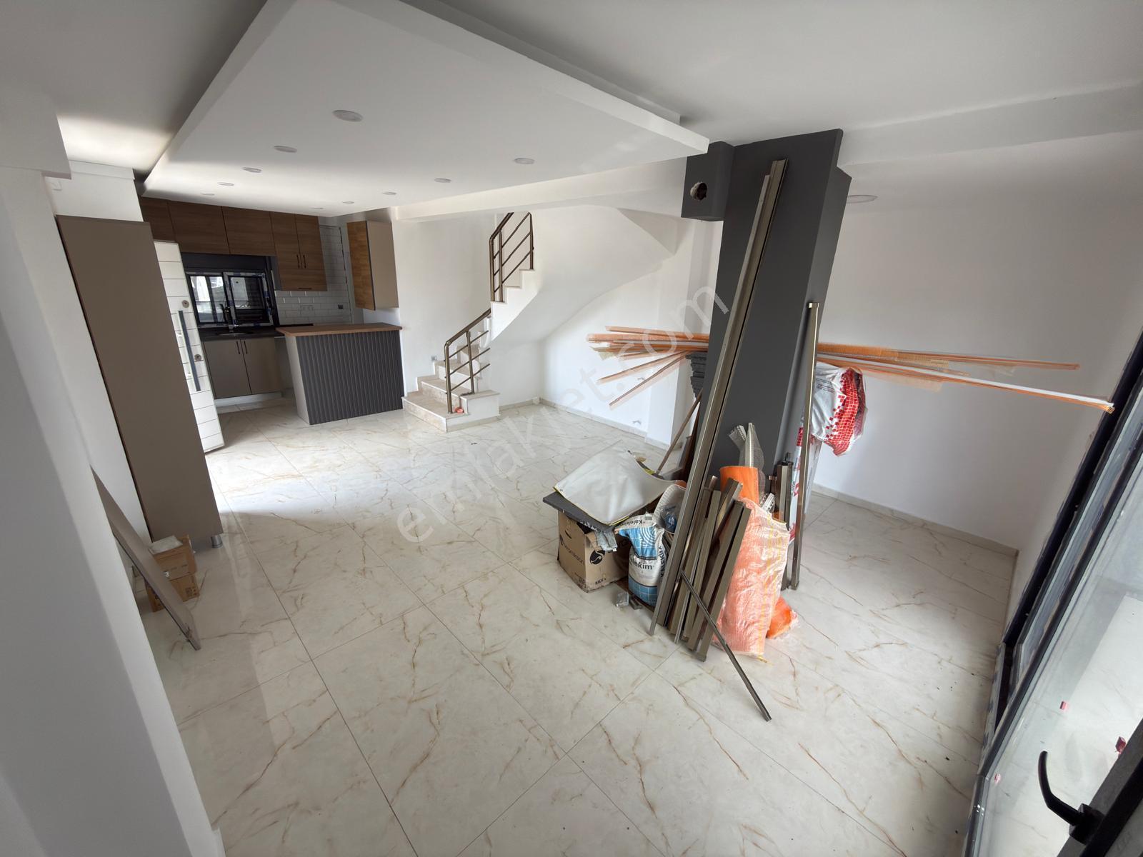 İzmir Dikili Cumhuriyet Mah Satılık Sıfır 4+1 Denize Yakın Villa - Görsel 28
