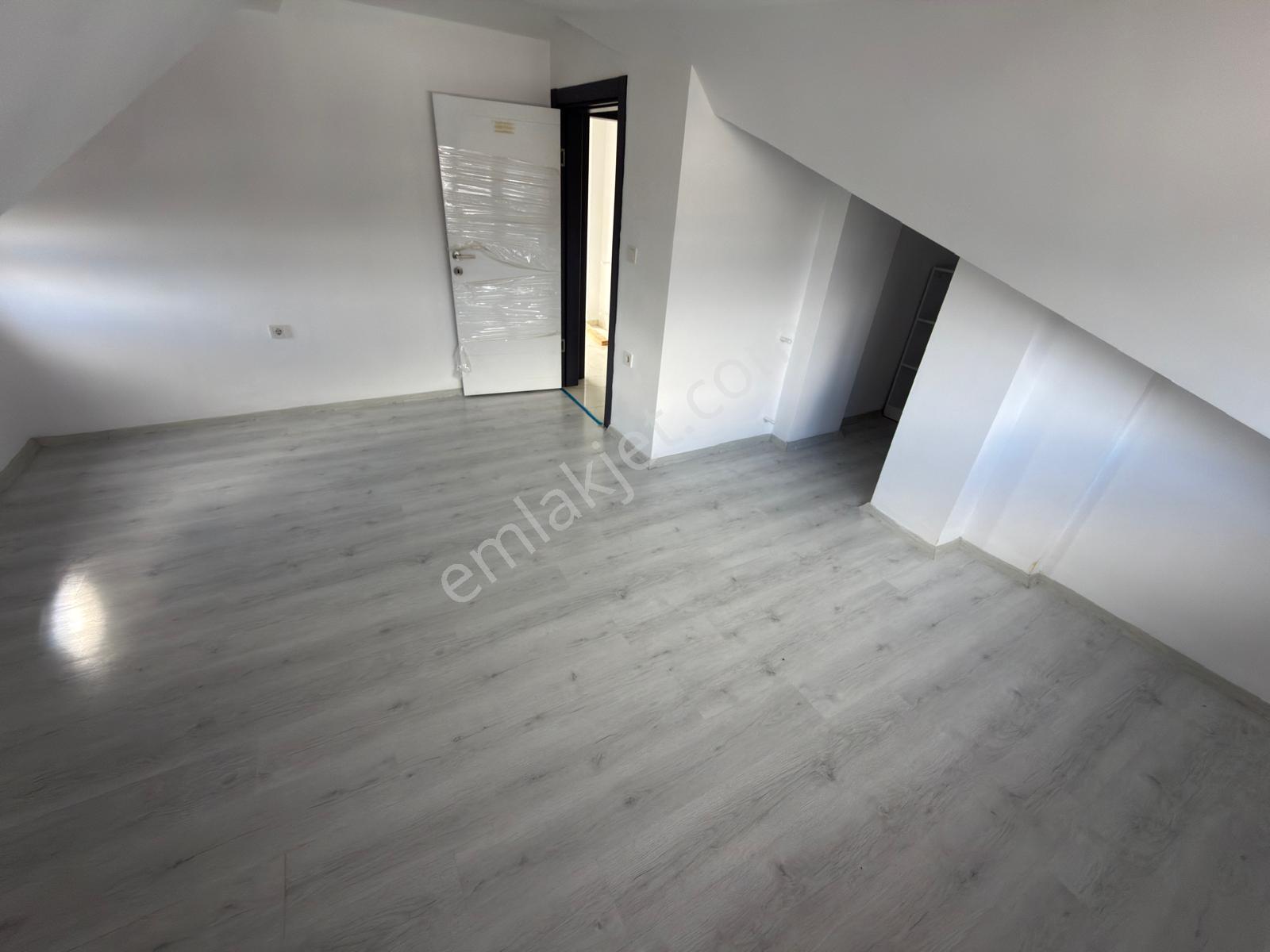 İzmir Dikili Cumhuriyet Mah Satılık Sıfır 4+1 Denize Yakın Villa - Görsel 27