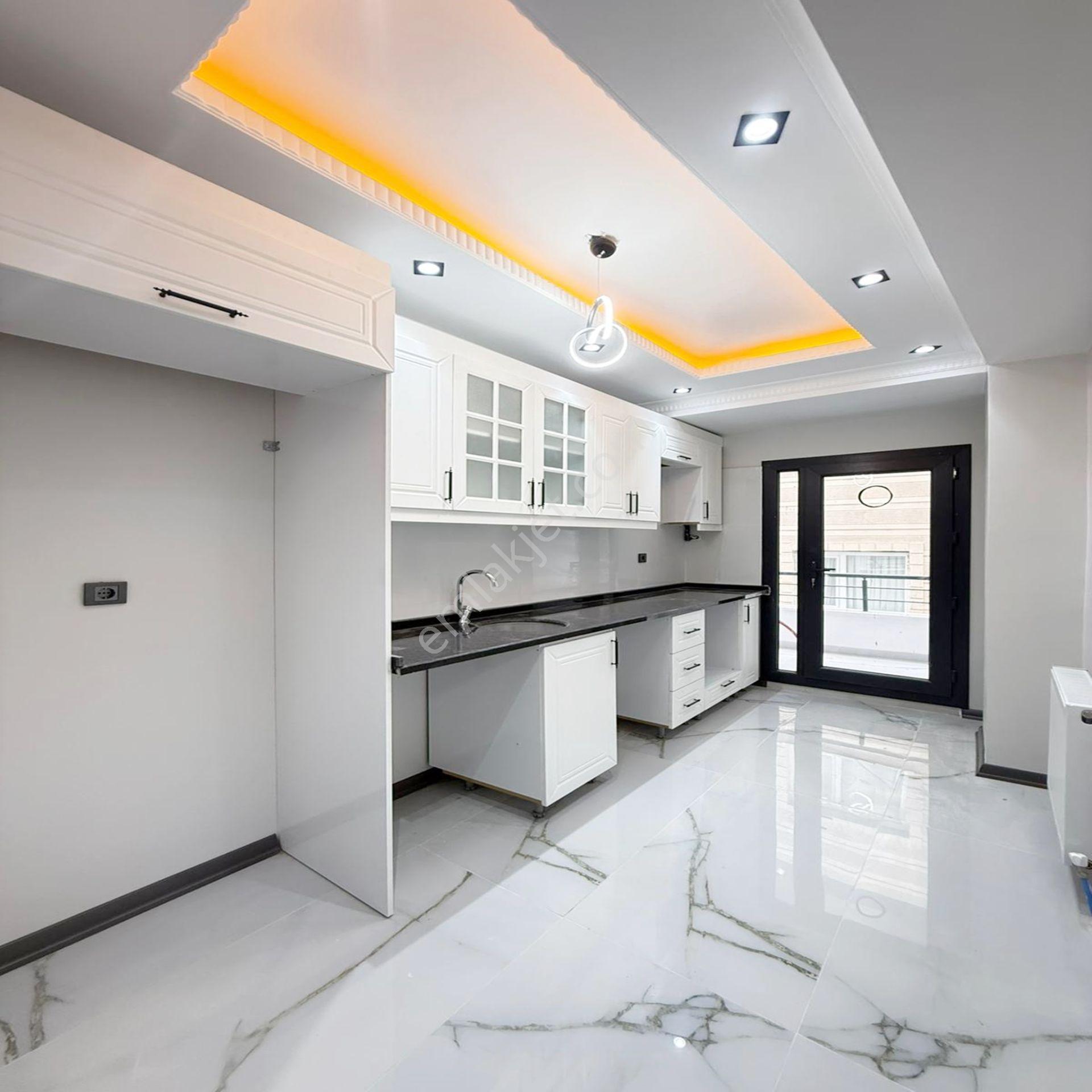 Bahçeşehir Bölgesinde Uygun Fiyatlı 2+1 Satılık Daire - Görsel 18