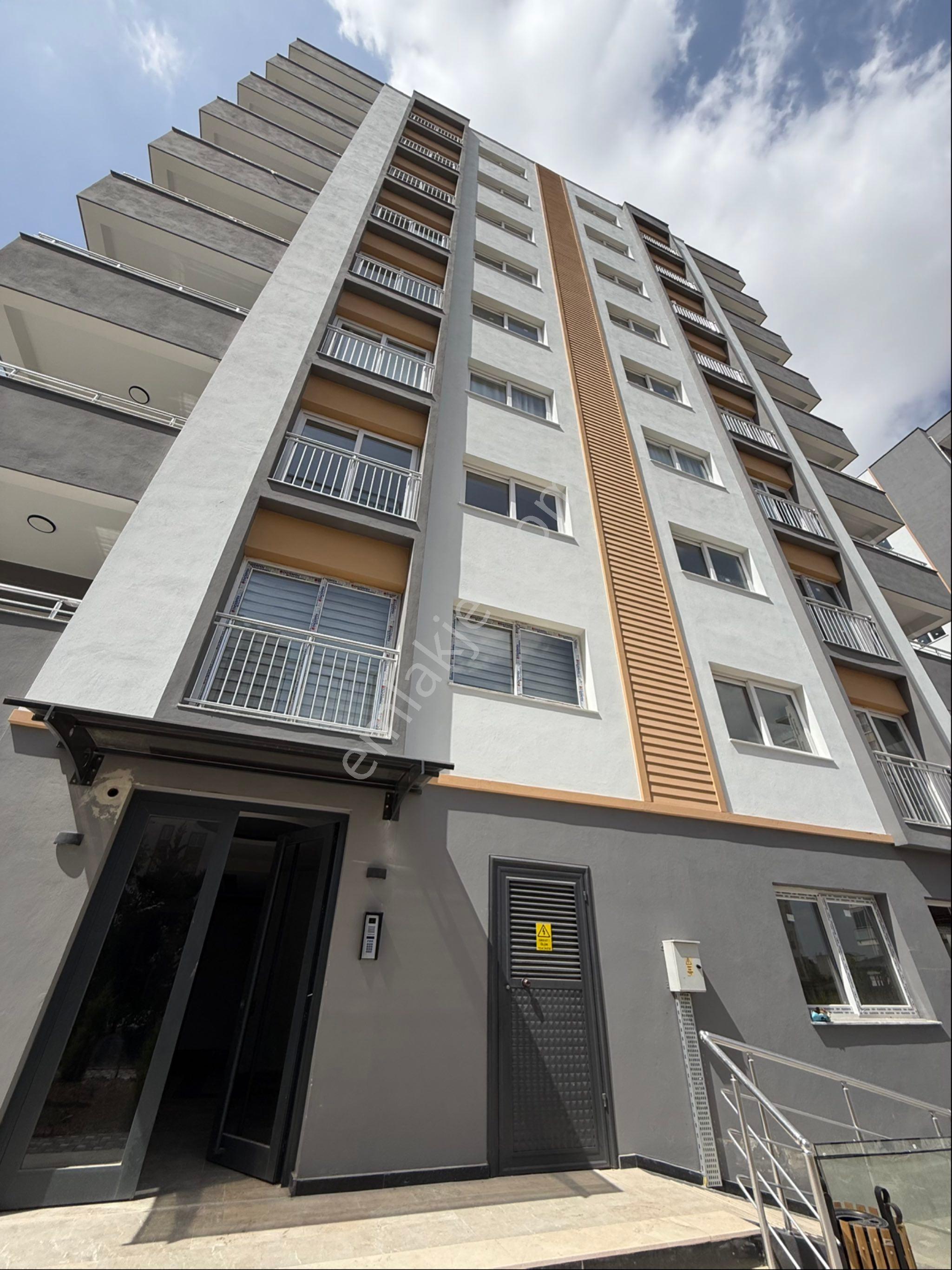 Aydınlar Mahallesi’nde Havuzlu Sitede Ultra Lüks 3+1! Konfor Ve Prestij Bir Arada! - Görsel 32