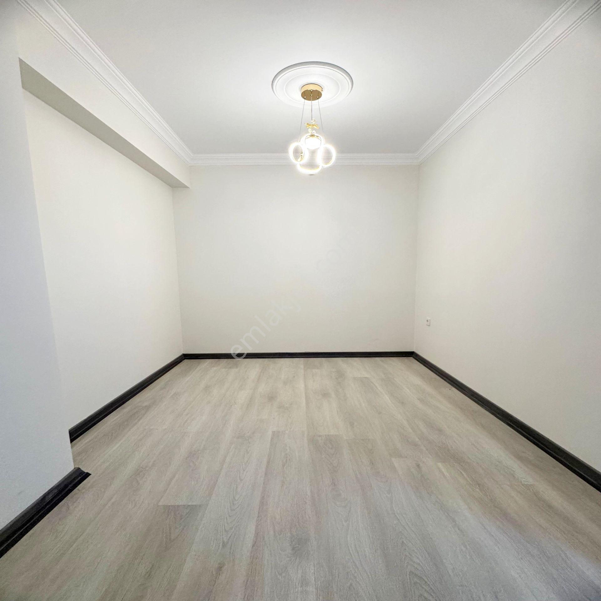 Cadde Üzeri Yatırıma&oturuma Uygun 2+1 Satılık Daire - Görsel 11