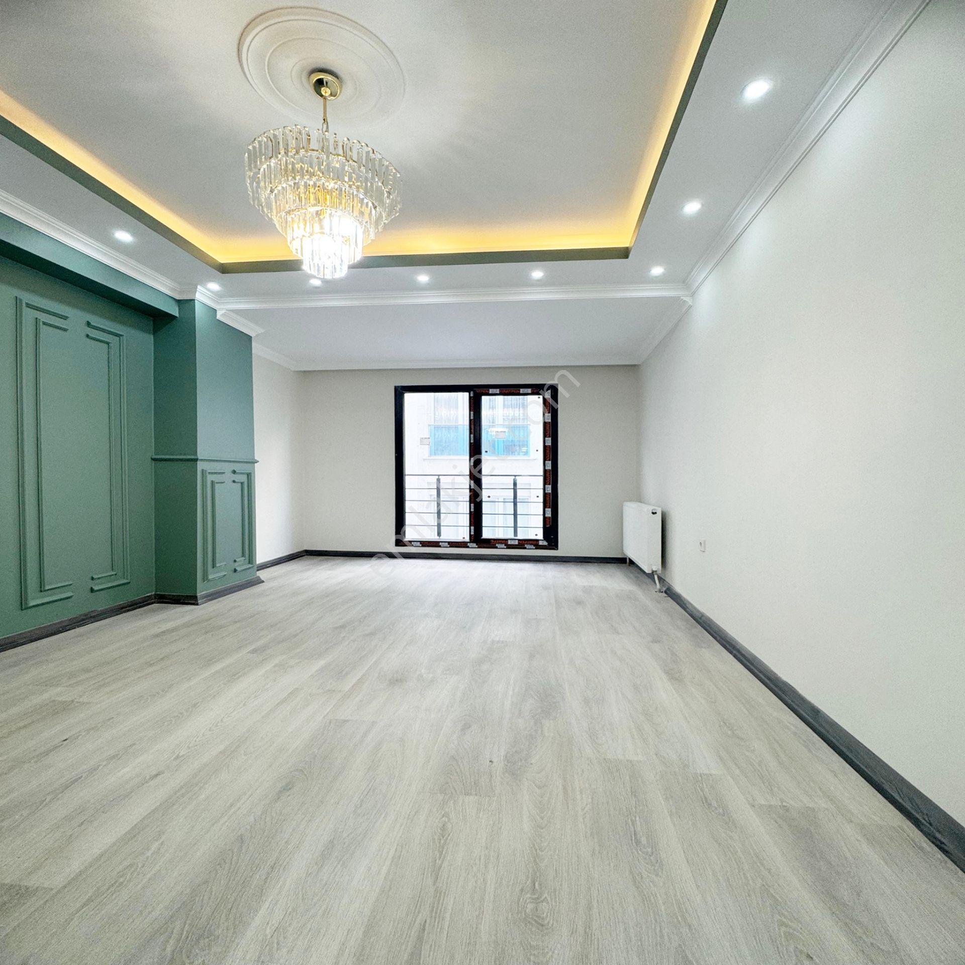 Cadde Üzeri Yatırıma&oturuma Uygun 2+1 Satılık Daire