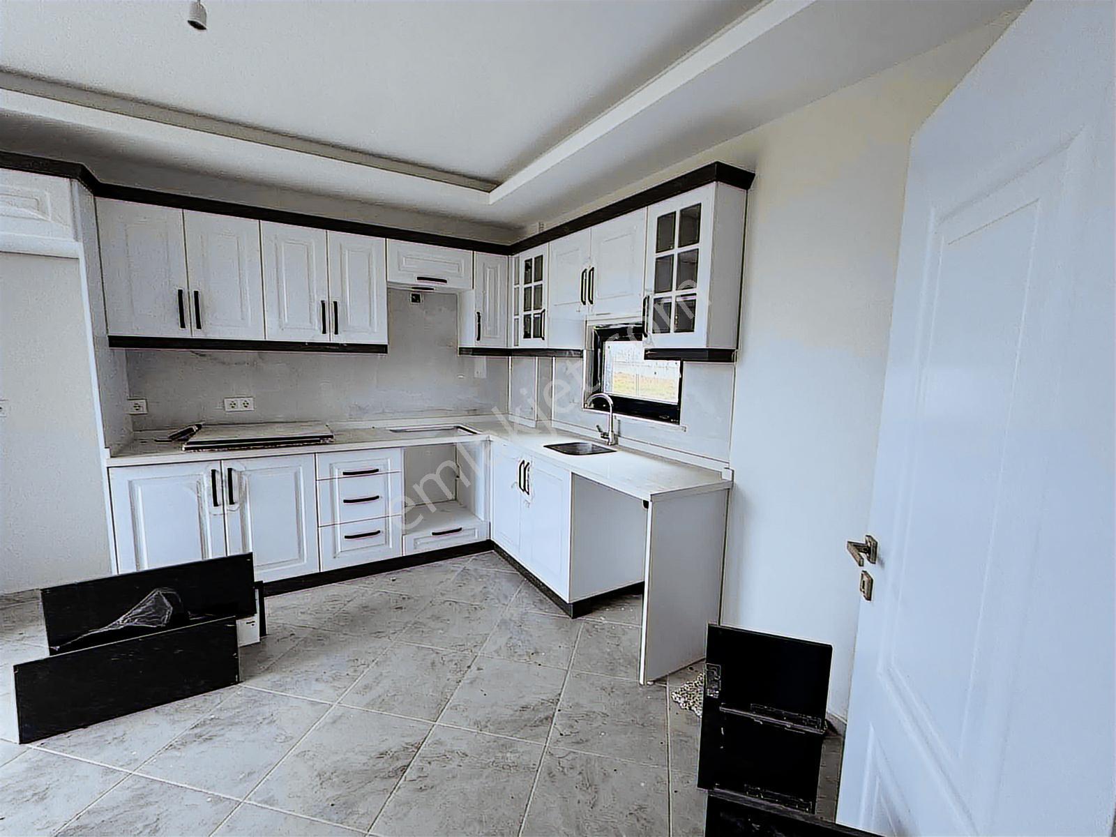 Gümüş Emlak'tan İstiklal Mahallesinde Satılık Villa - Görsel 35