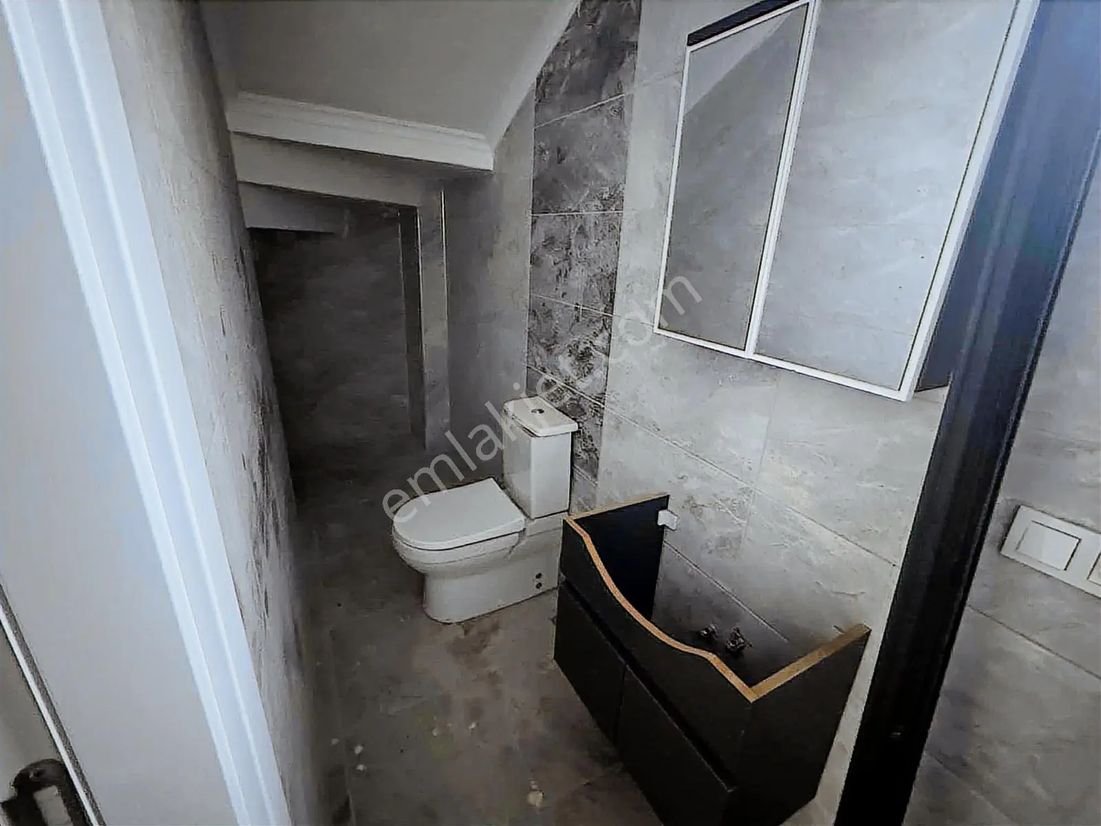 Gümüş Emlak'tan İstiklal Mahallesinde Satılık Villa - Görsel 28