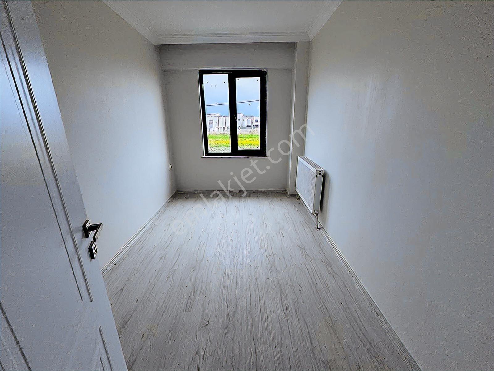 Gümüş Emlak'tan İstiklal Mahallesinde Satılık Villa - Görsel 32