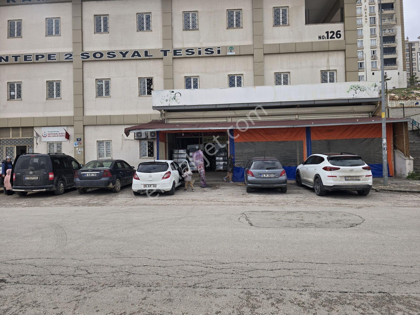 Özgür Emlak | Seyrantepe'nin En Değerli Ticari Noktası