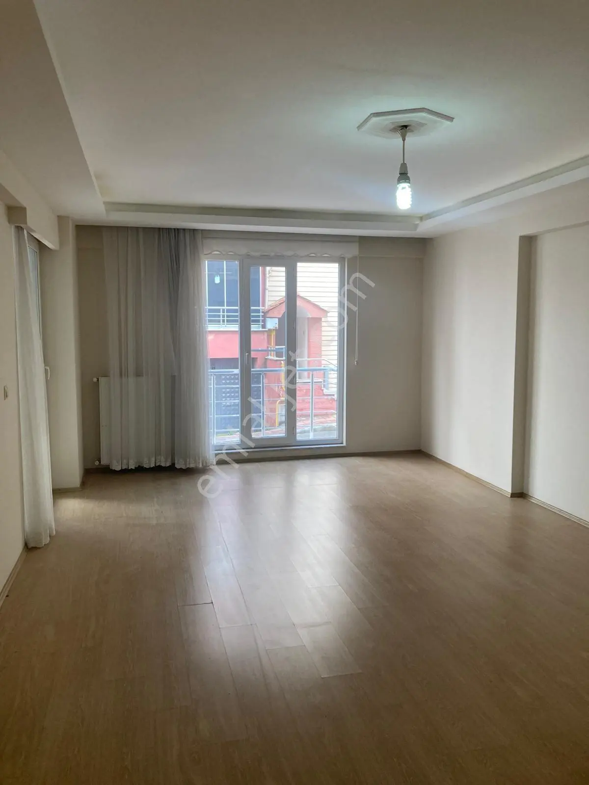Bafra Vıp Gym.den İshaklı Mah.de 4+1, 165m2 Satılık Daire - Görsel 2