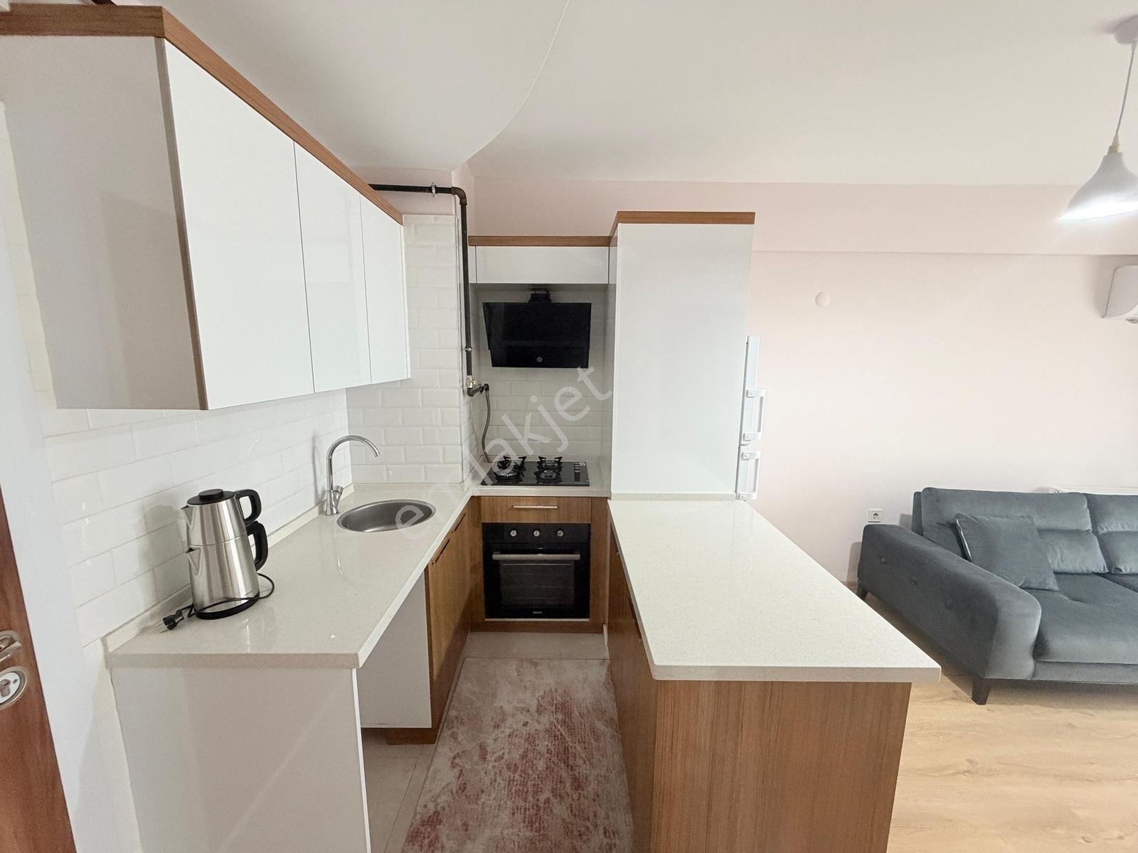 Karşıyaka İmbatlı Mah. Eşyalı Kiralık 1+1 Daire - Görsel 8