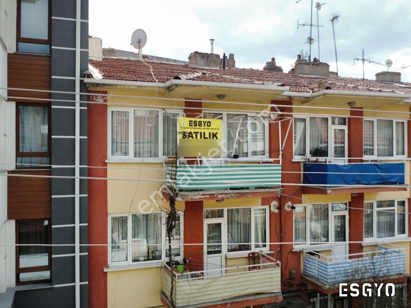 Esgyo'dan Kurtuluş Mh Yatırıma Uygun ''acil Satılık'' Daire - Görsel 35