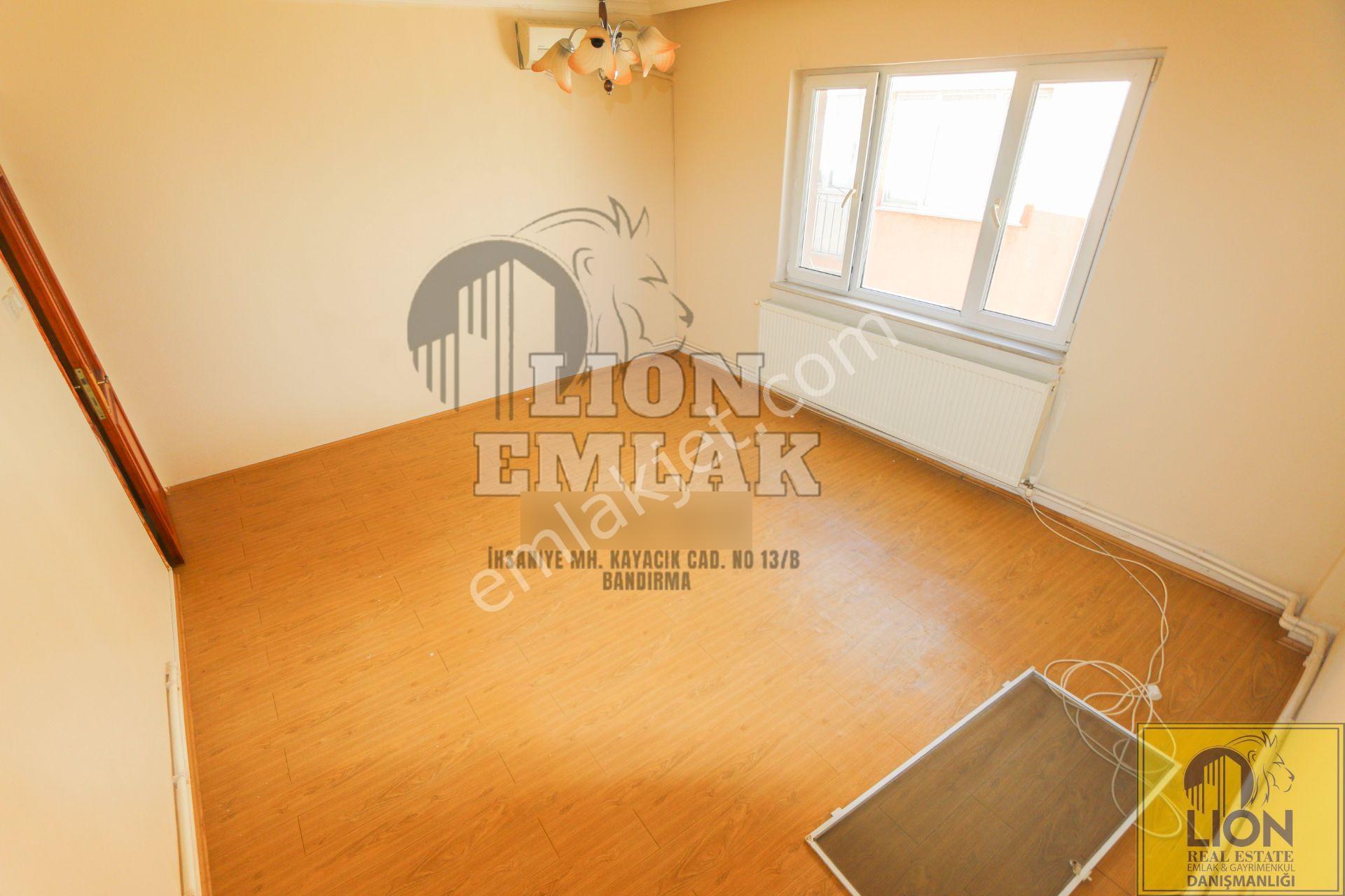 Lıon Emlak'tan Ordu Caddesi Yakını , Kapalı Balkonlu Ara Kat Kiralık 2+1 Daire - Görsel 3