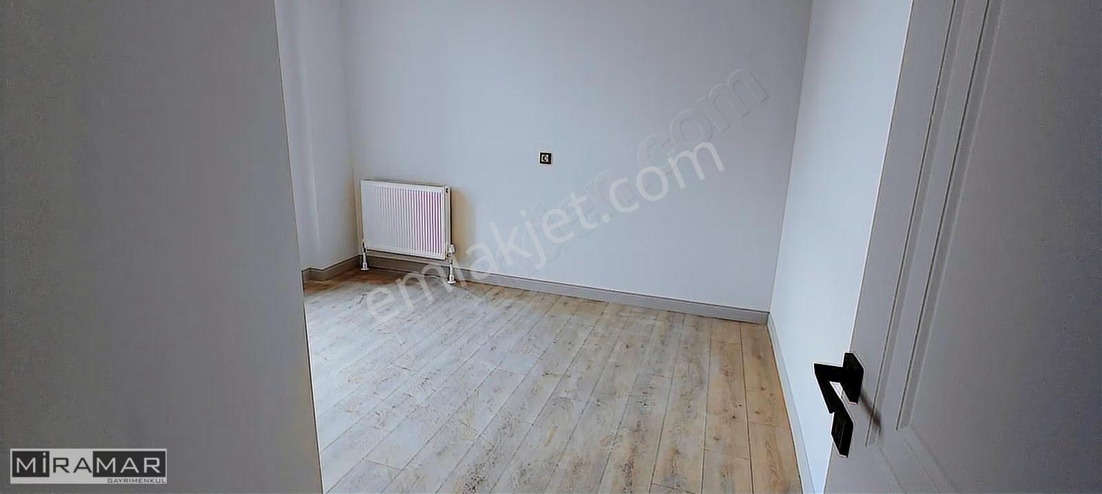 Sivas Eğriköprü 2+1 Site Arakat Kiralık - Görsel 9