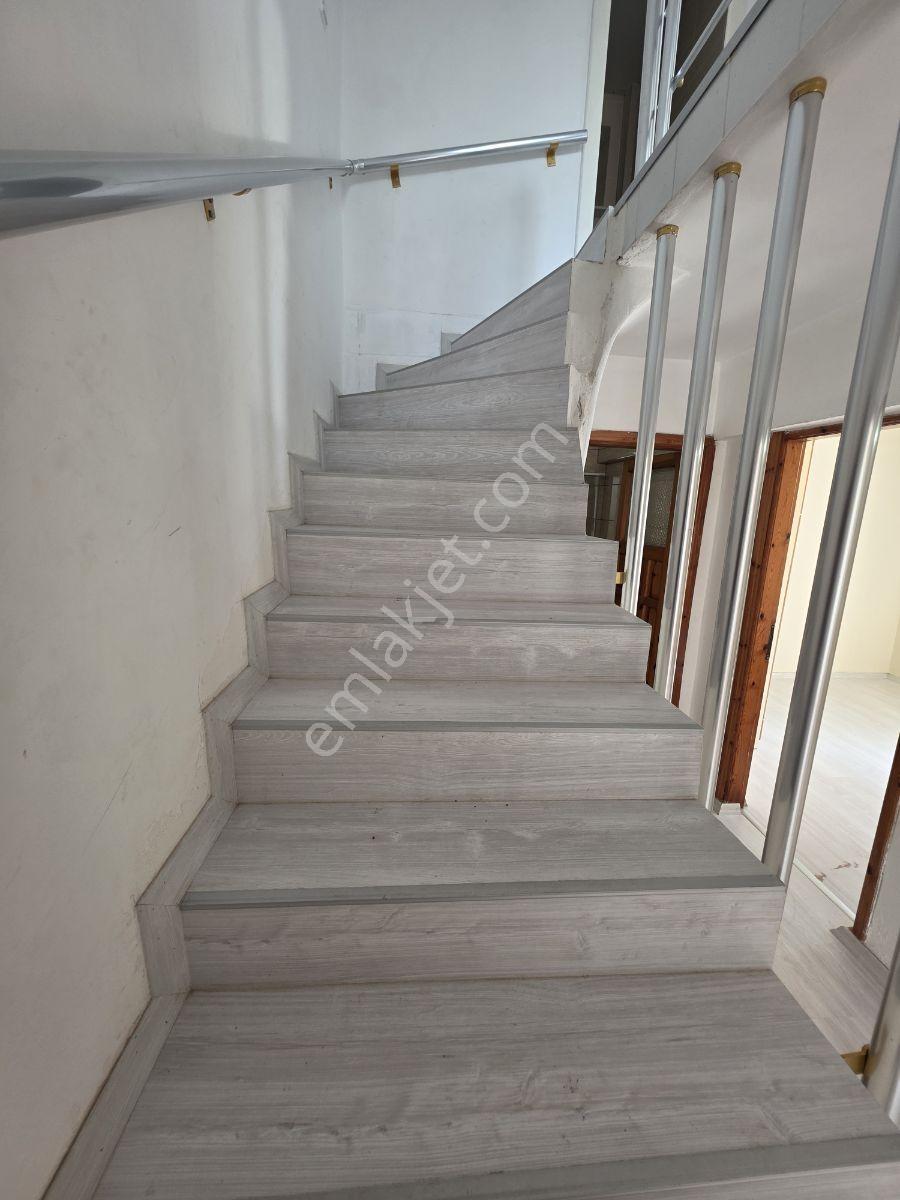 Altınkum Mahallesinde Özel Bahçe Alanlı Villa - Görsel 23