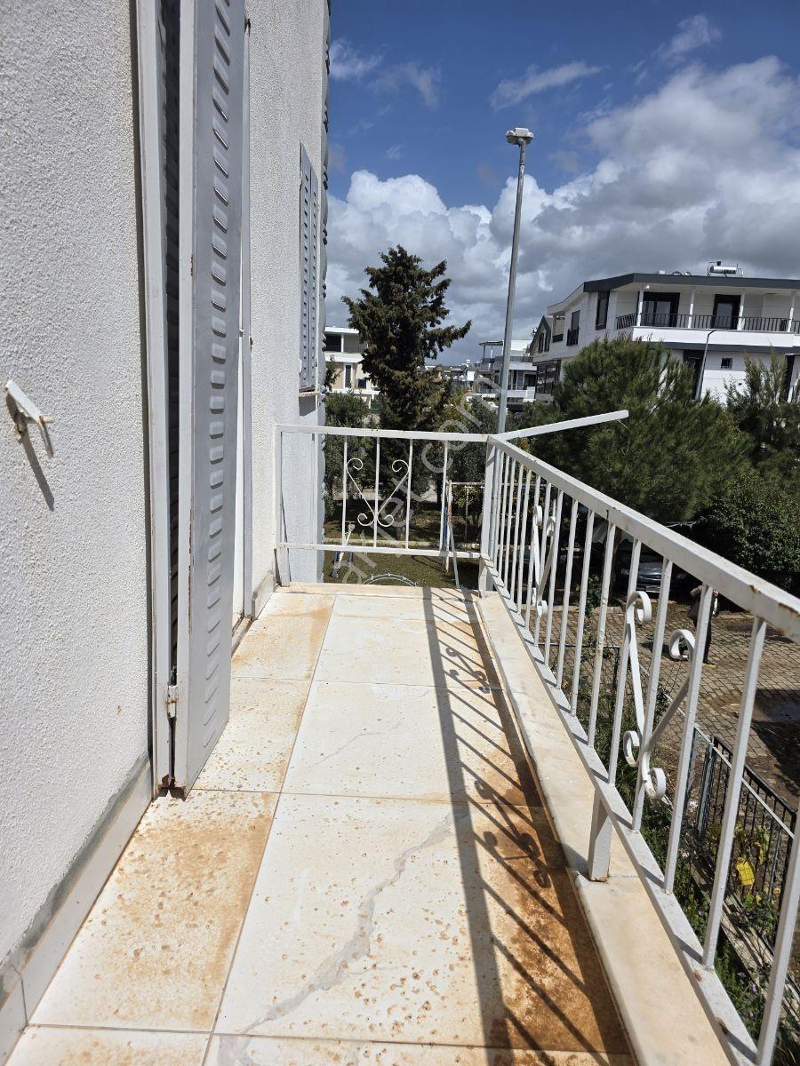 Altınkum Mahallesinde Özel Bahçe Alanlı Villa - Görsel 6