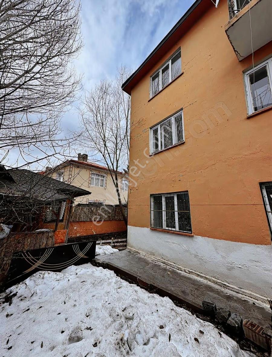 İks Emlaktan Satılık Üç Katlı Bina - Görsel 7
