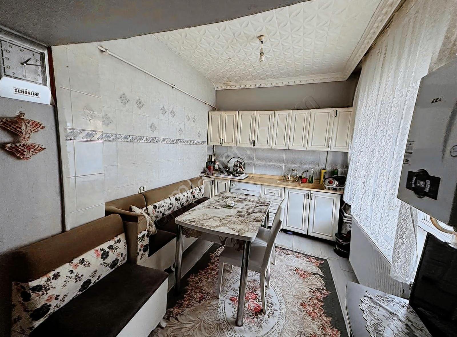 İks Emlaktan Satılık Üç Katlı Bina - Görsel 28