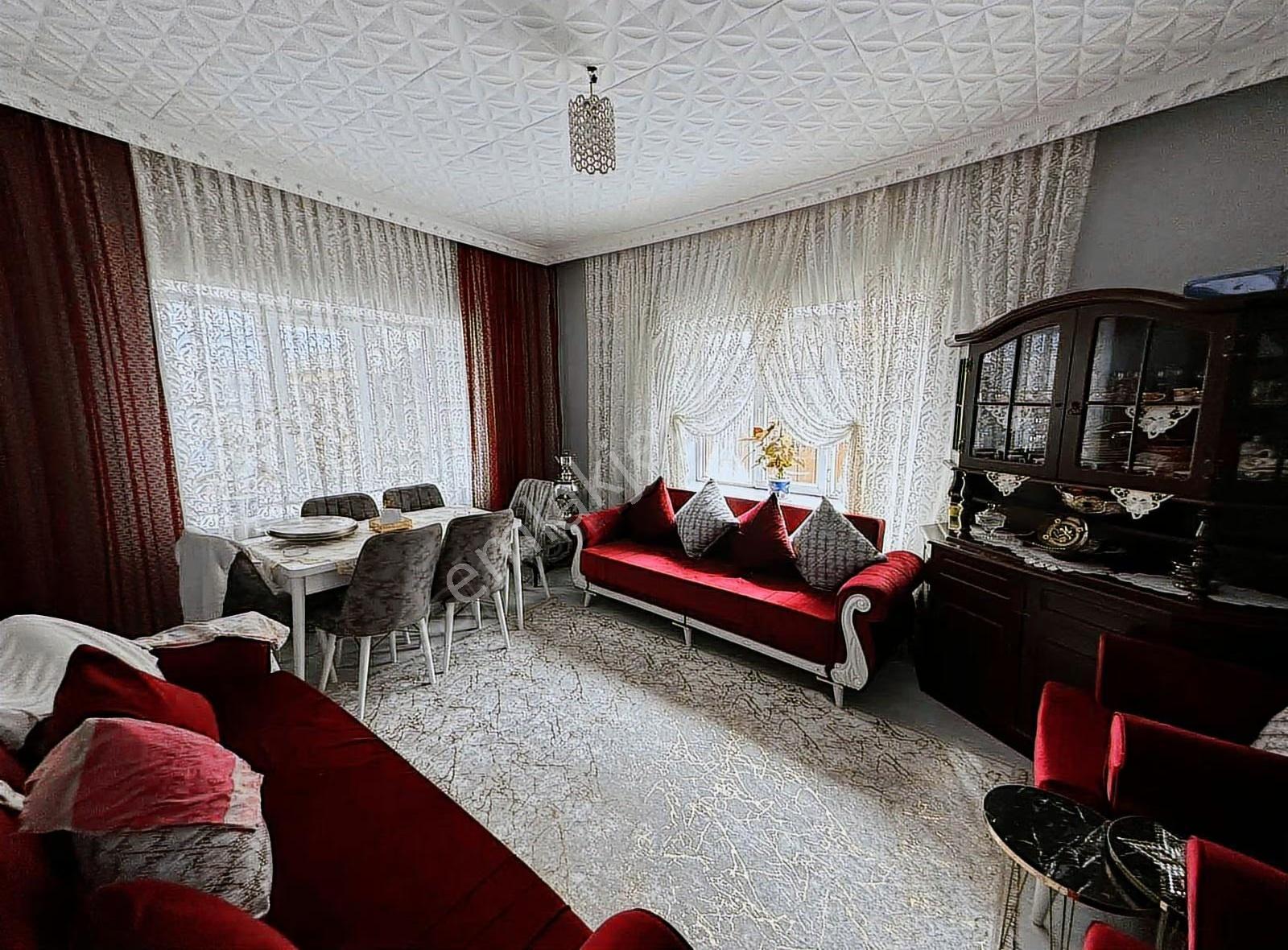 İks Emlaktan Satılık Üç Katlı Bina - Görsel 22
