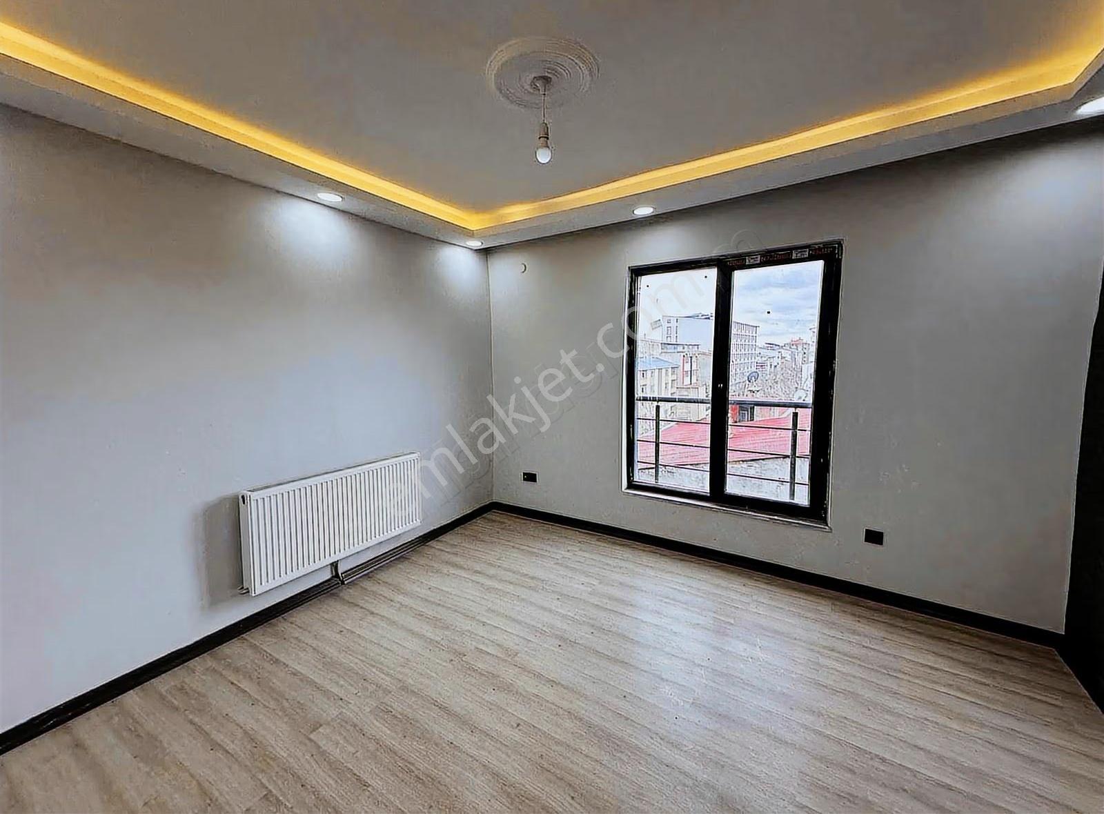 İks Emlaktan Kiralık Faikbey Caddesinde Muhteşem Bir İşyeri - Görsel 3