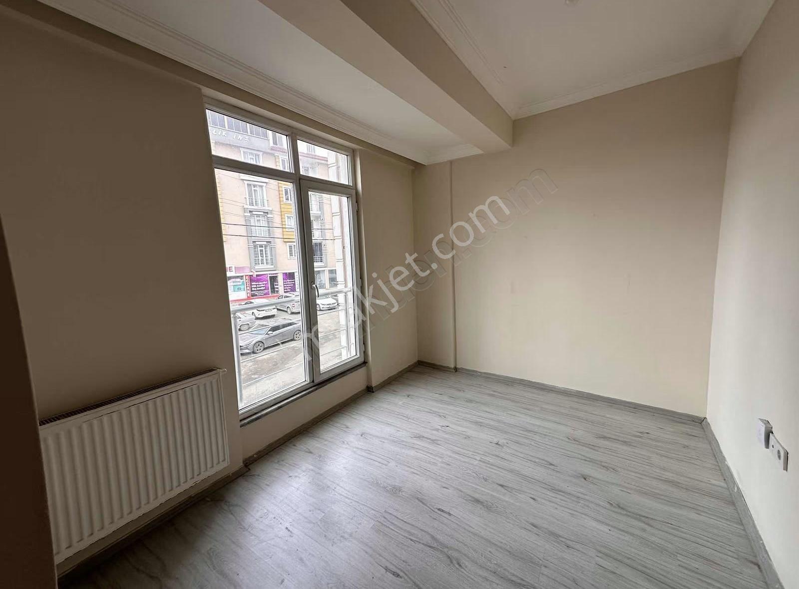 İks Emlaktan Kiralık 2+1 Daire Büro Da Olabilir - Görsel 6