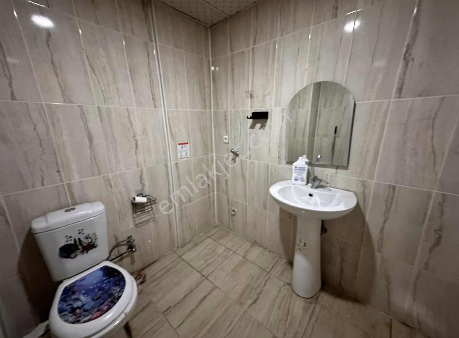 İks Emlaktan Kiralık 2+1 Daire Büro Da Olabilir - Görsel 8