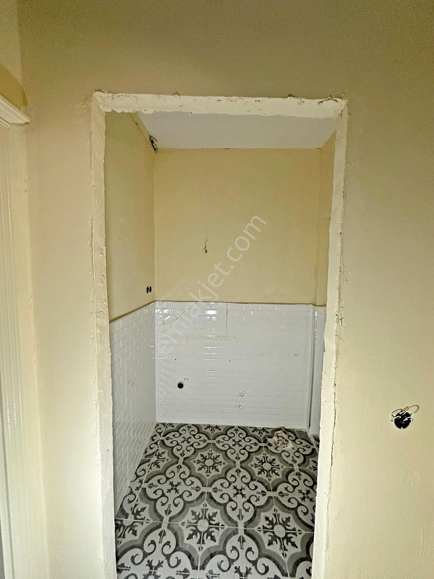 Gayrettepe De Kiralık İşyeri Ofis 4+1 Torun Center Yakın İskanlı - Görsel 21